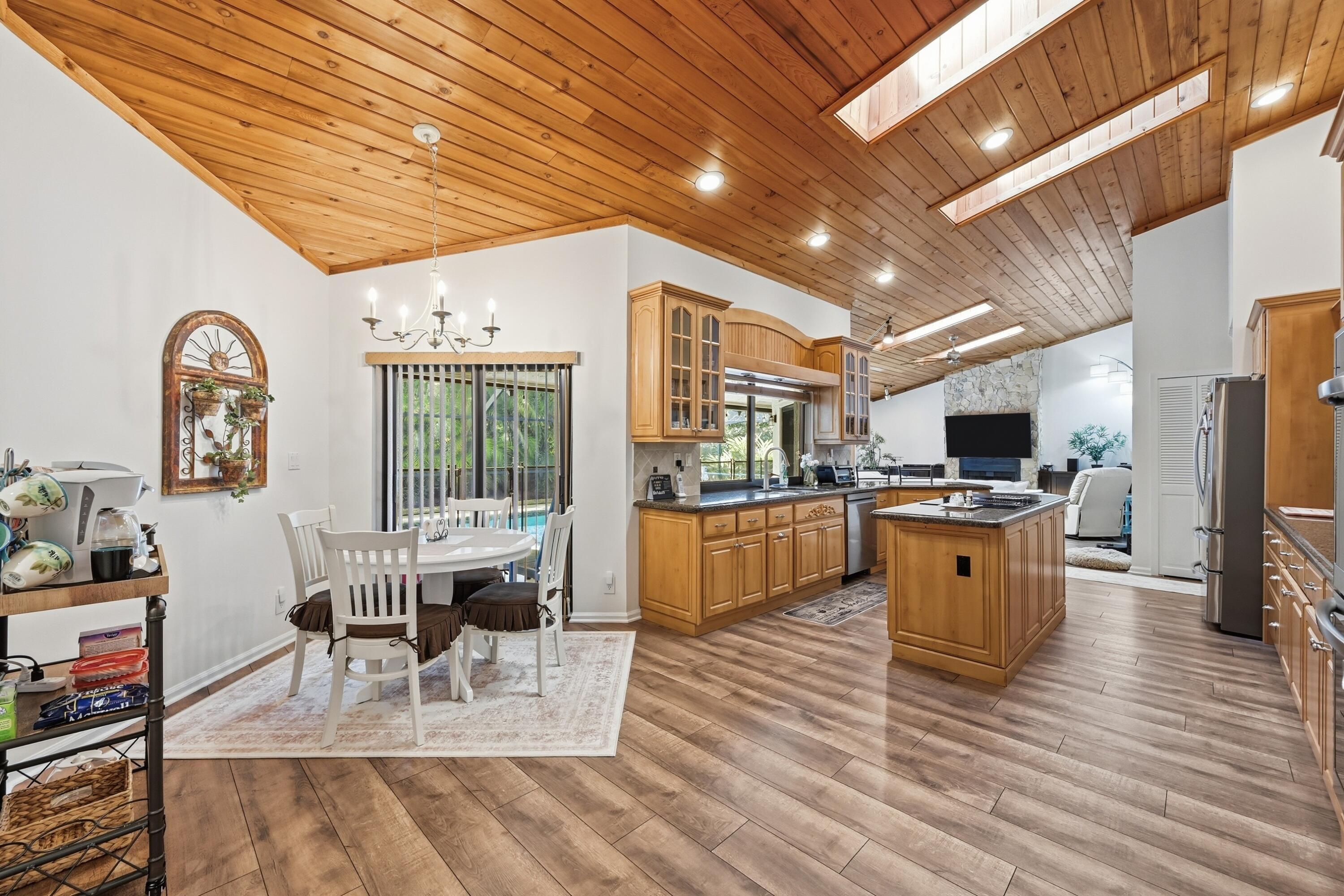 9127 NW 51st Place