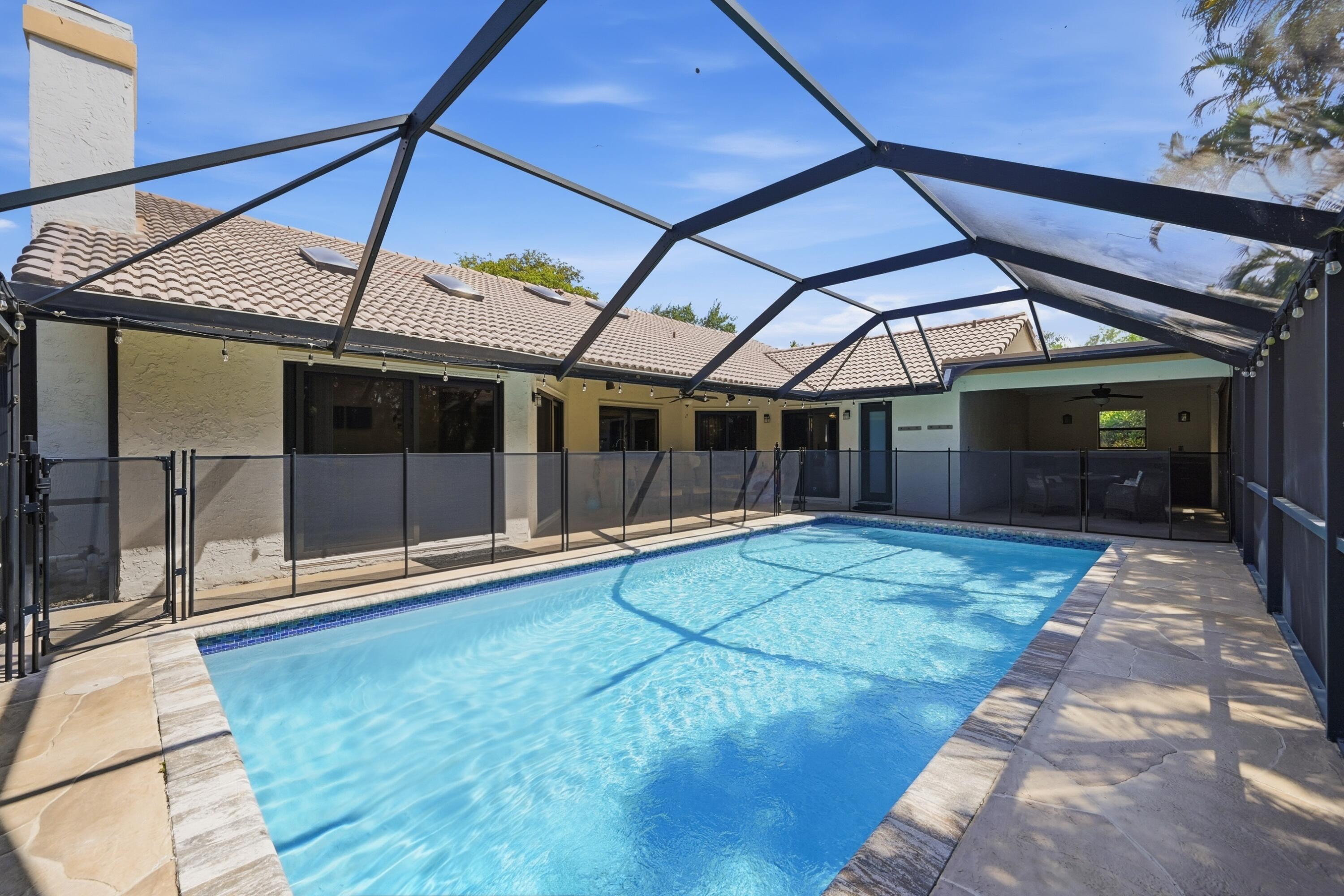 9127 NW 51st Place