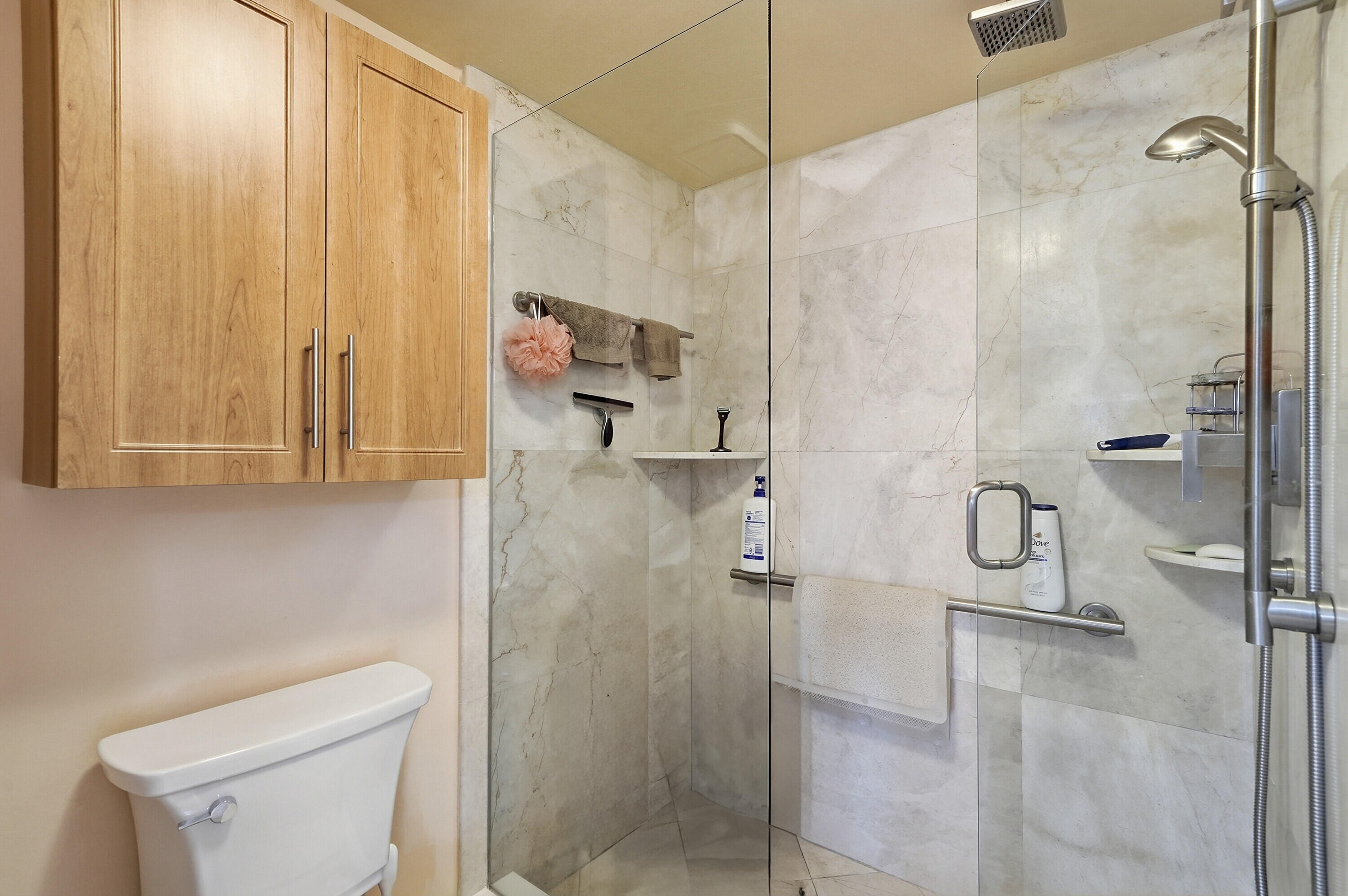 2541 N Nob Hill Road 302