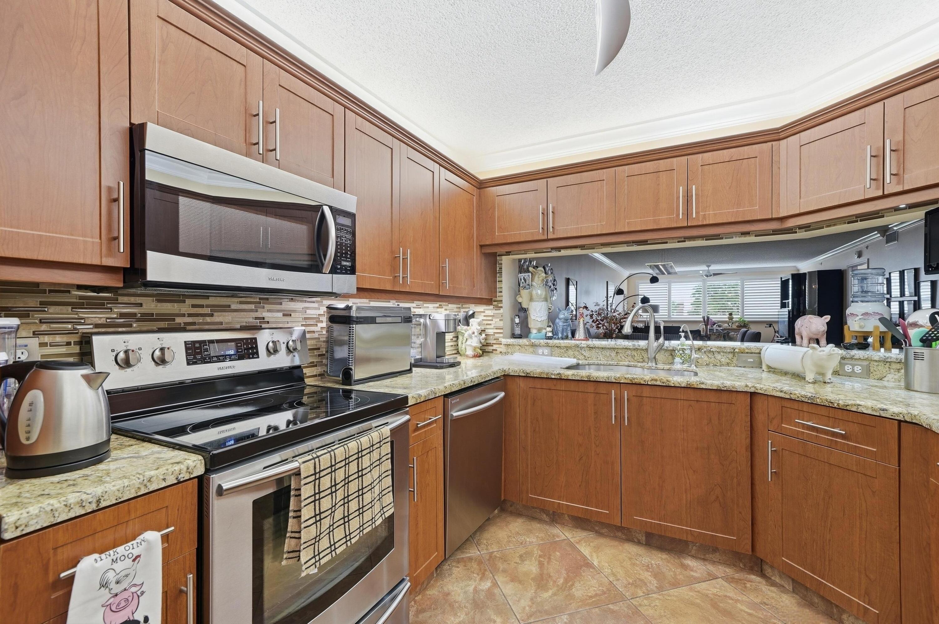 2541 N Nob Hill Road 302