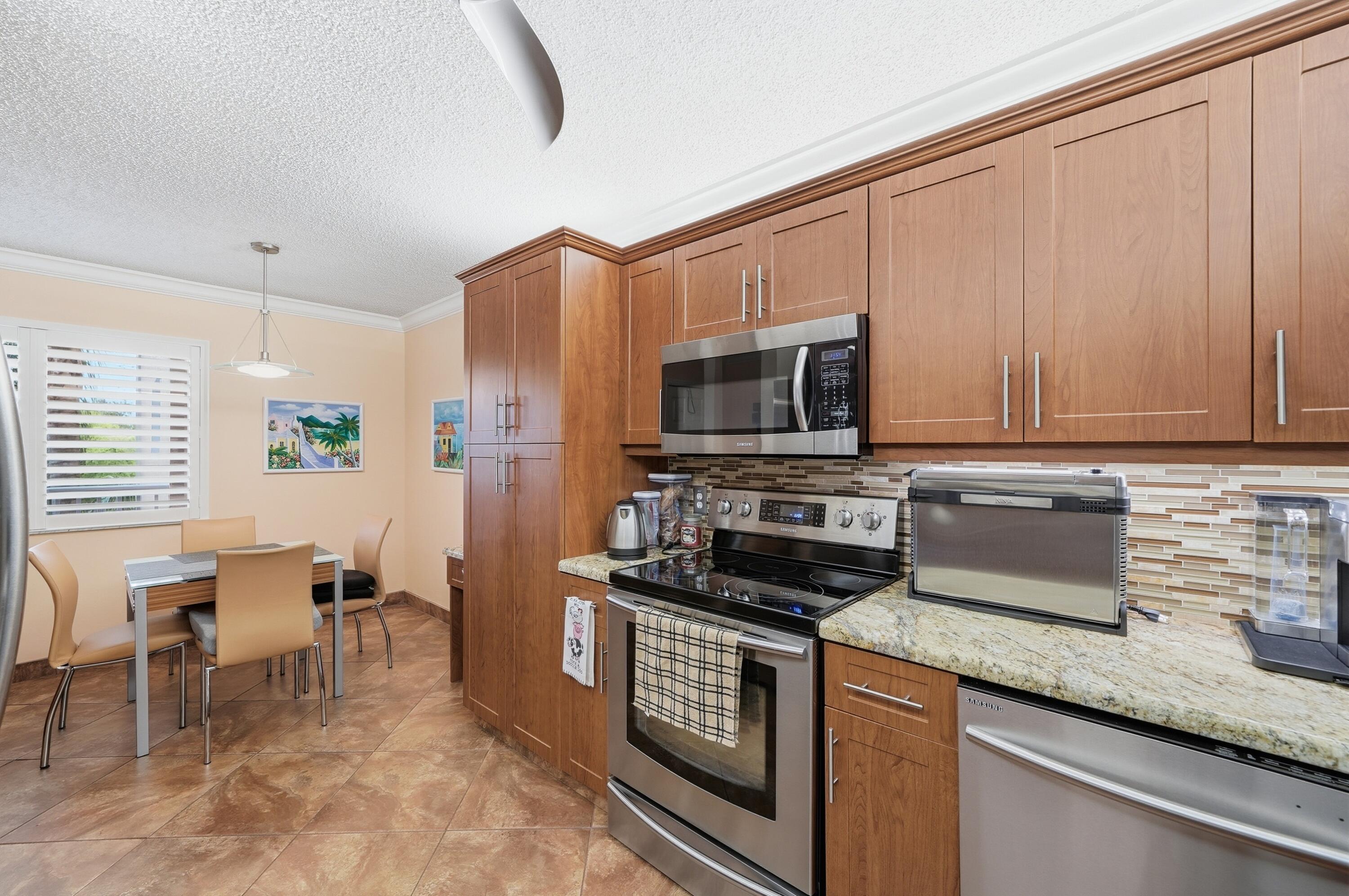 2541 N Nob Hill Road 302
