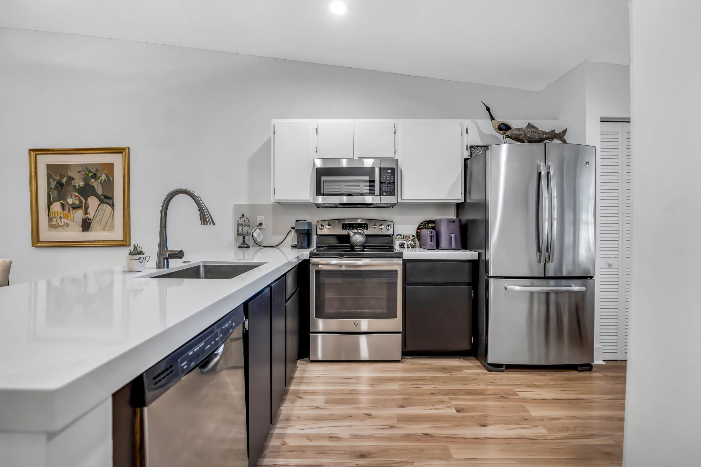 8948 Meadowlark Way