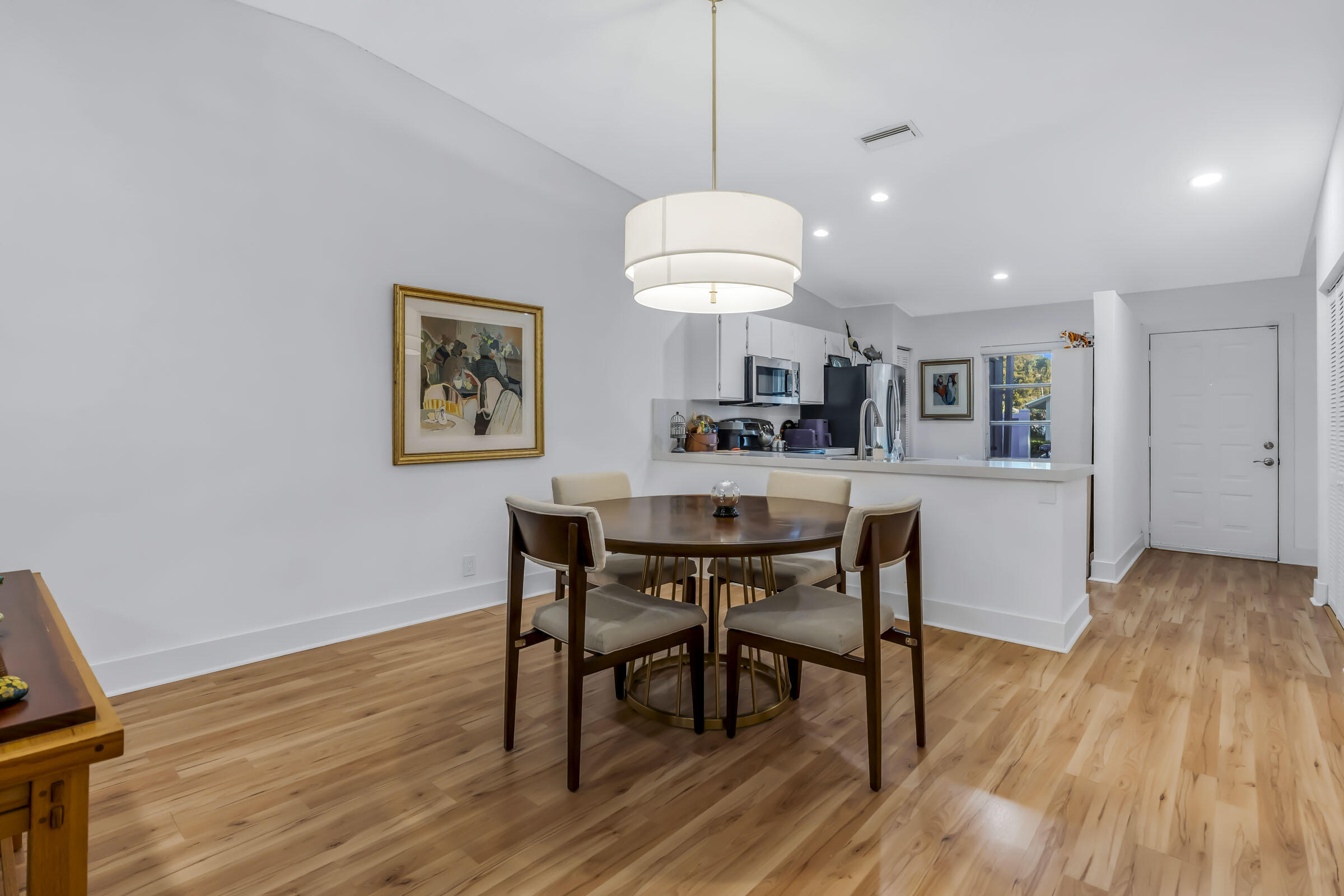 8948 Meadowlark Way