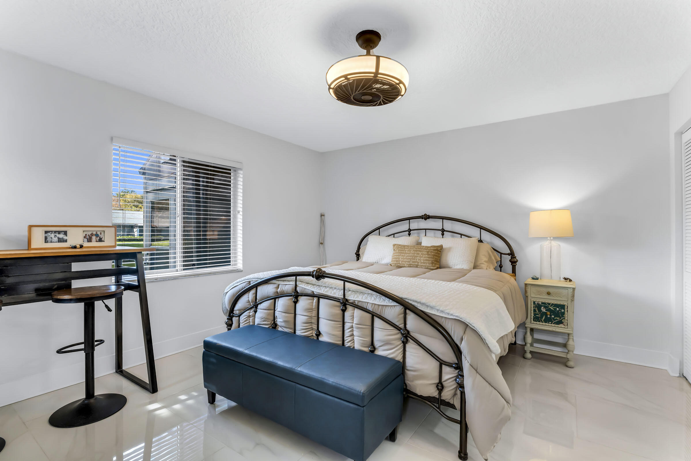 8948 Meadowlark Way