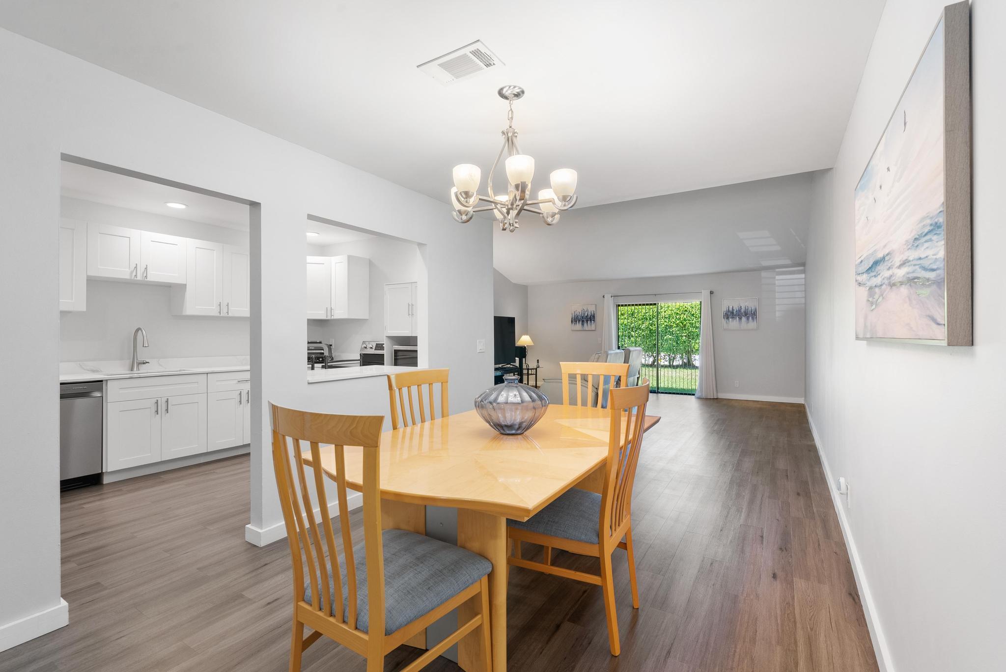6731 Bridlewood Court