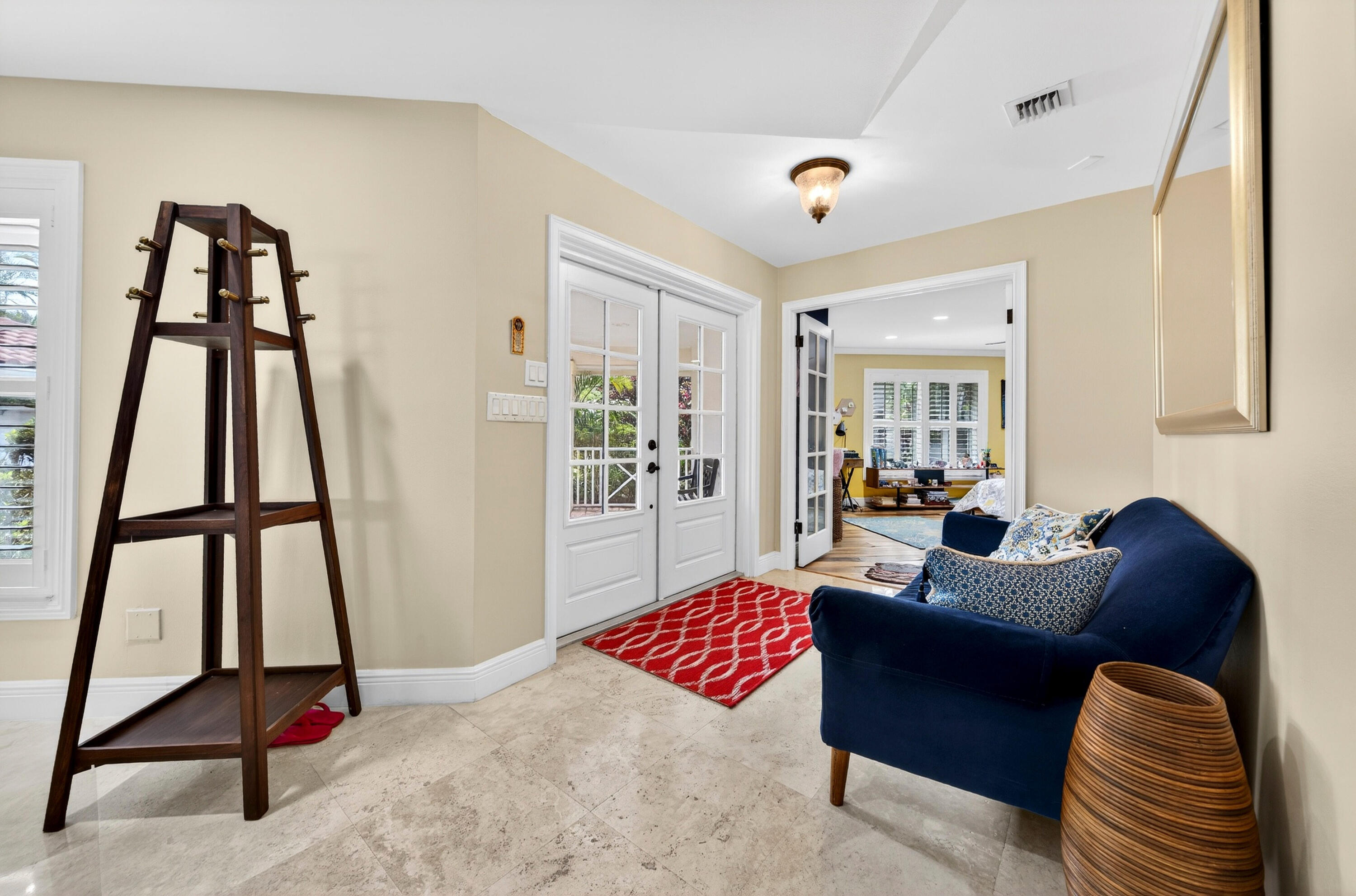 7411 Annapolis Lane