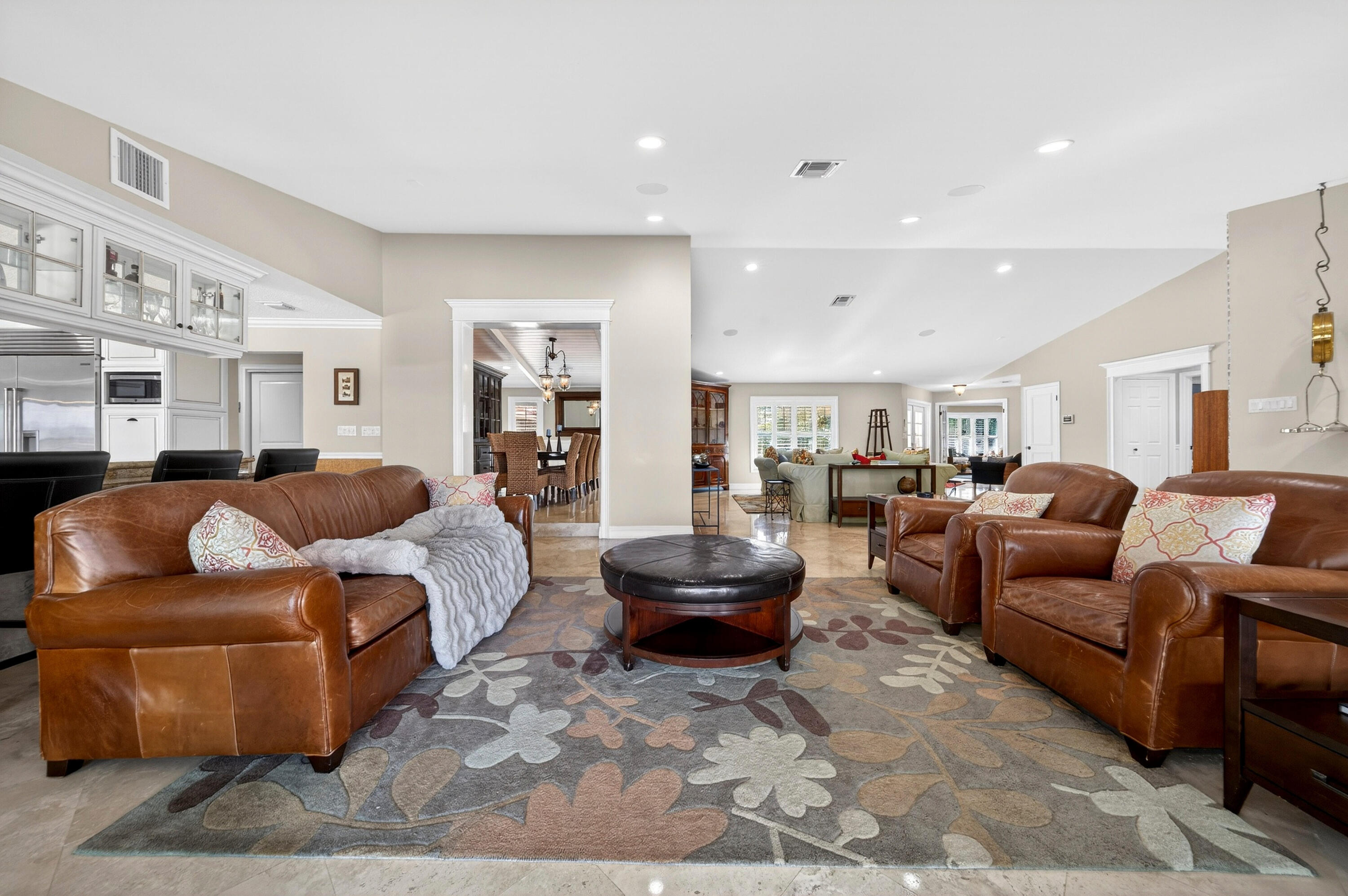 7411 Annapolis Lane