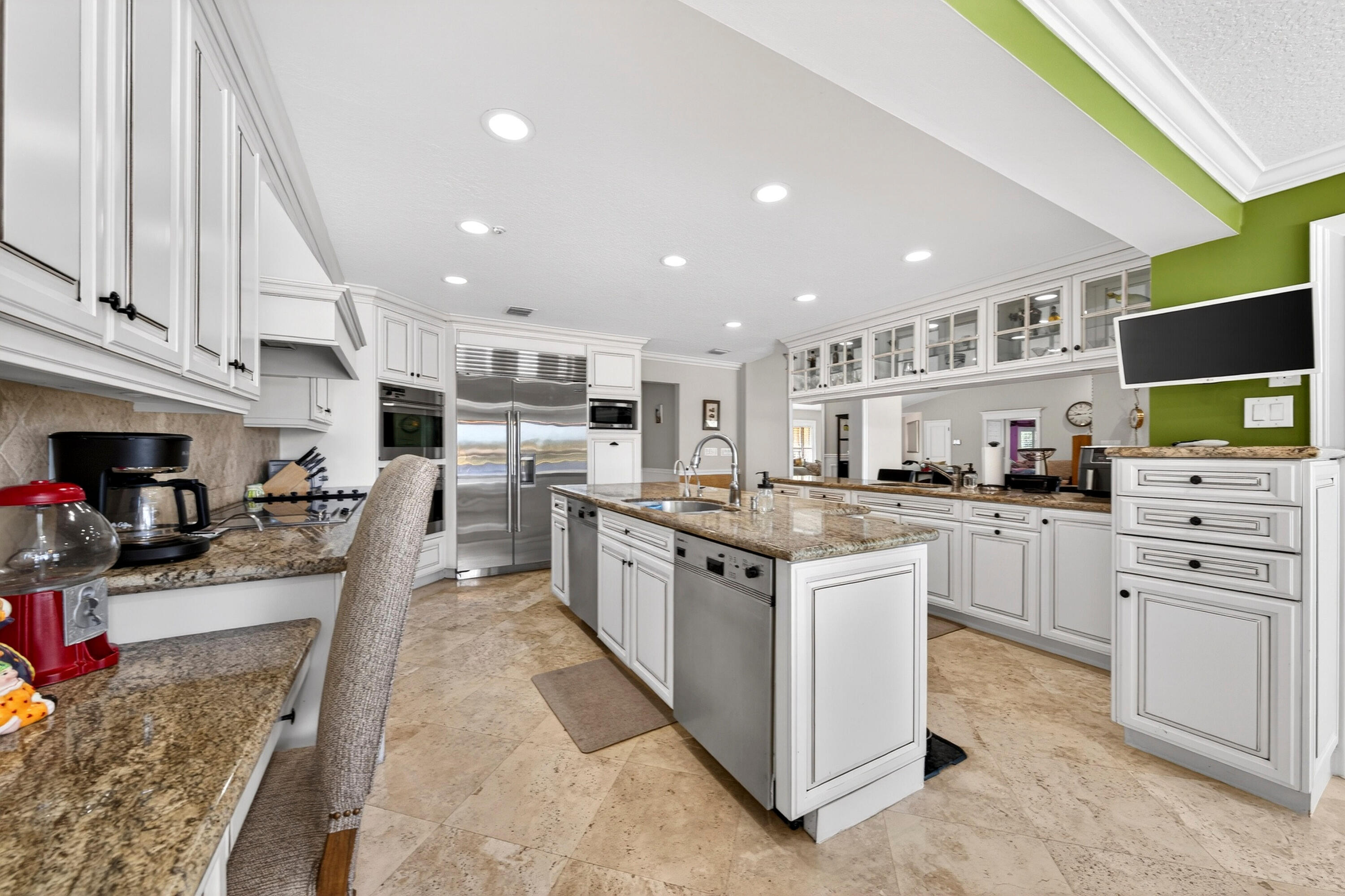 7411 Annapolis Lane