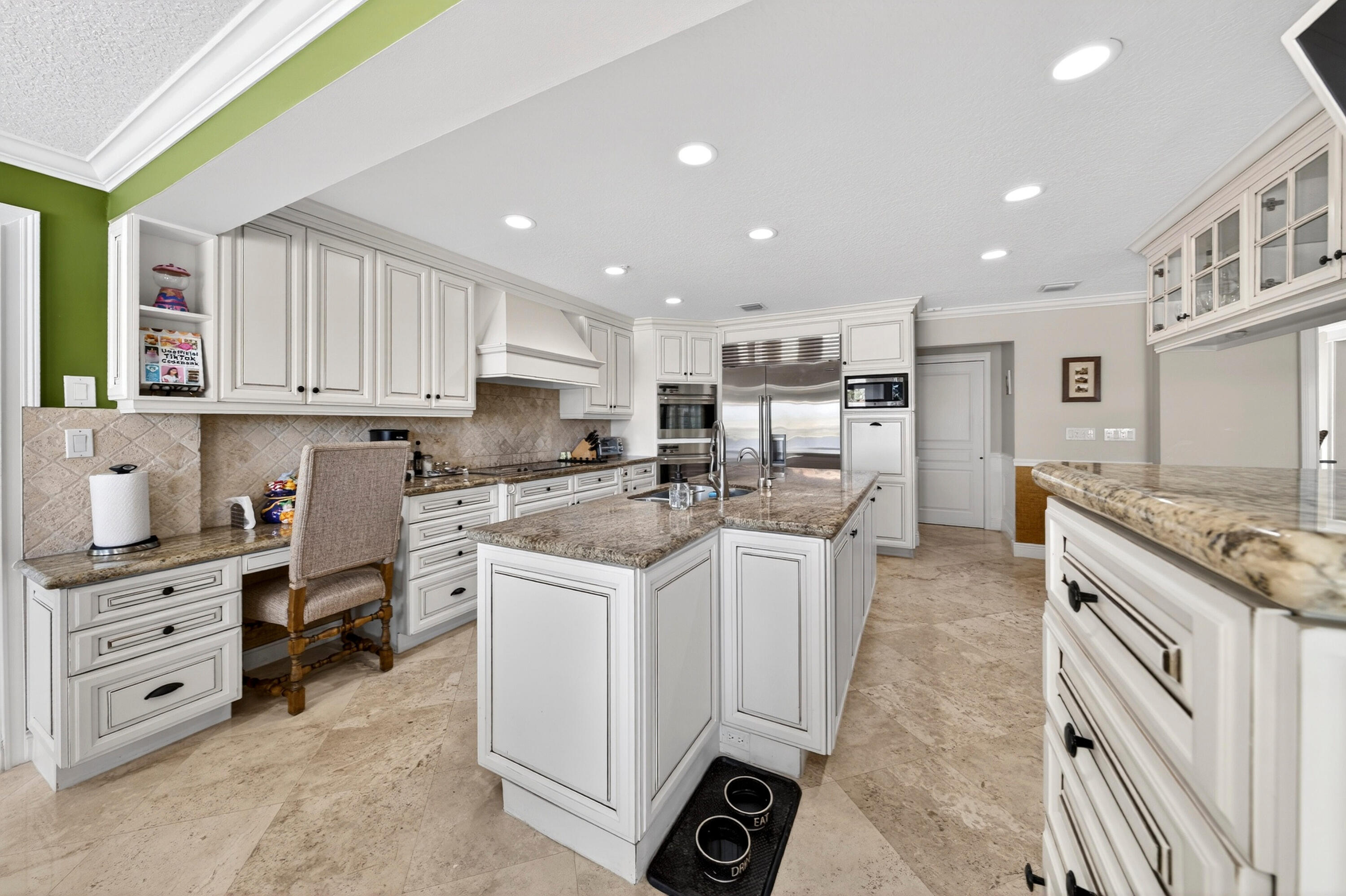 7411 Annapolis Lane