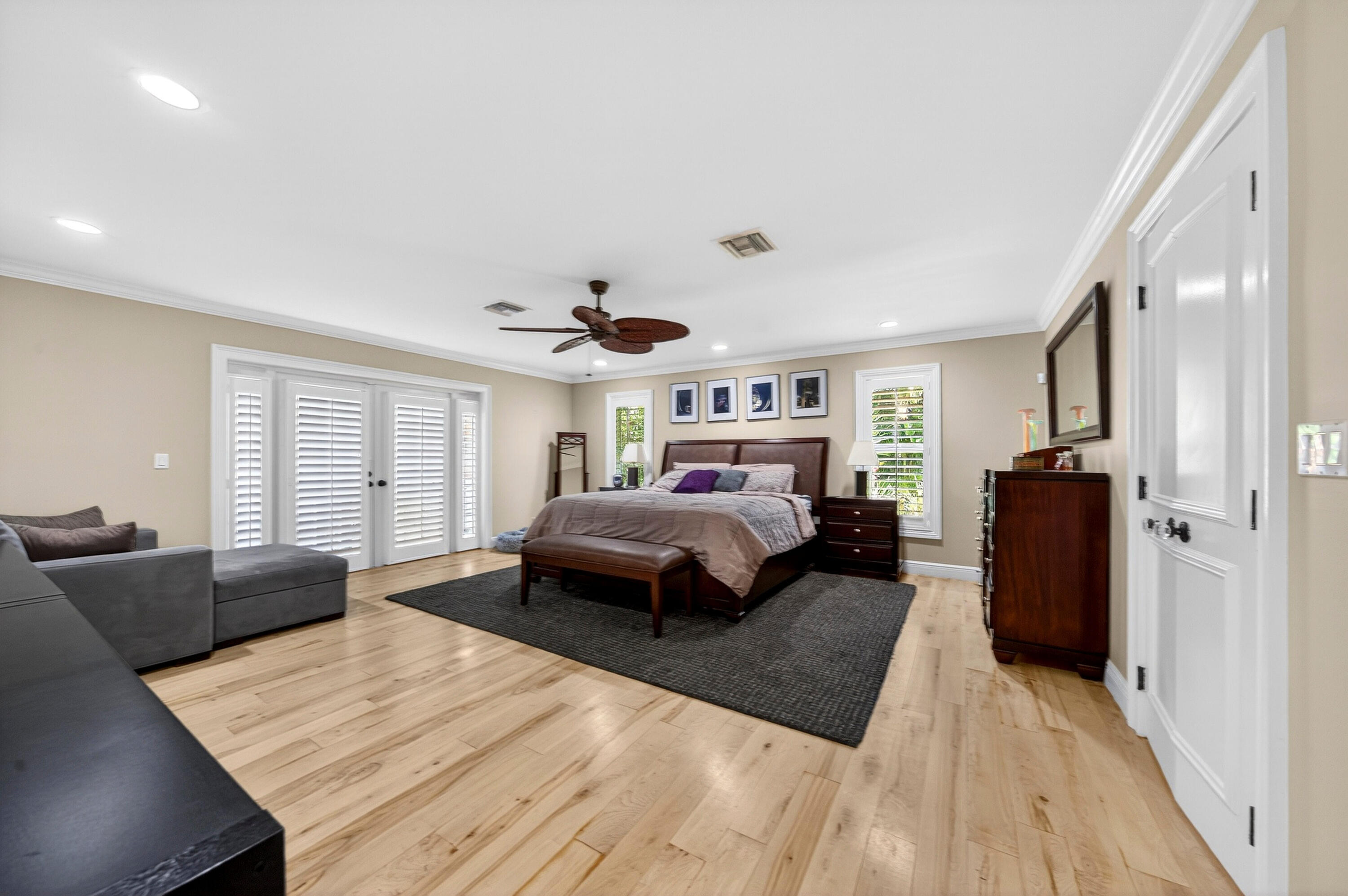 7411 Annapolis Lane