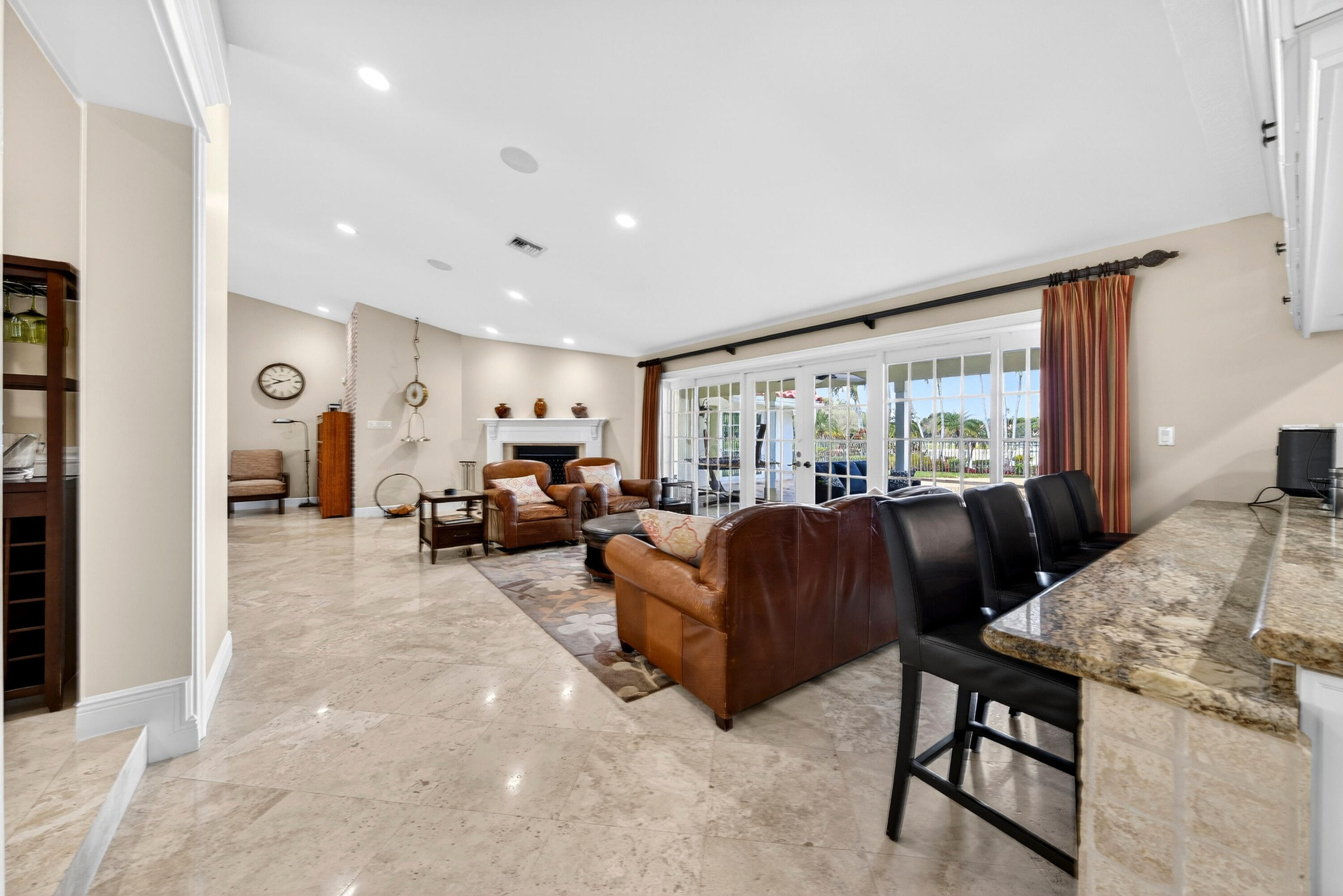 7411 Annapolis Lane