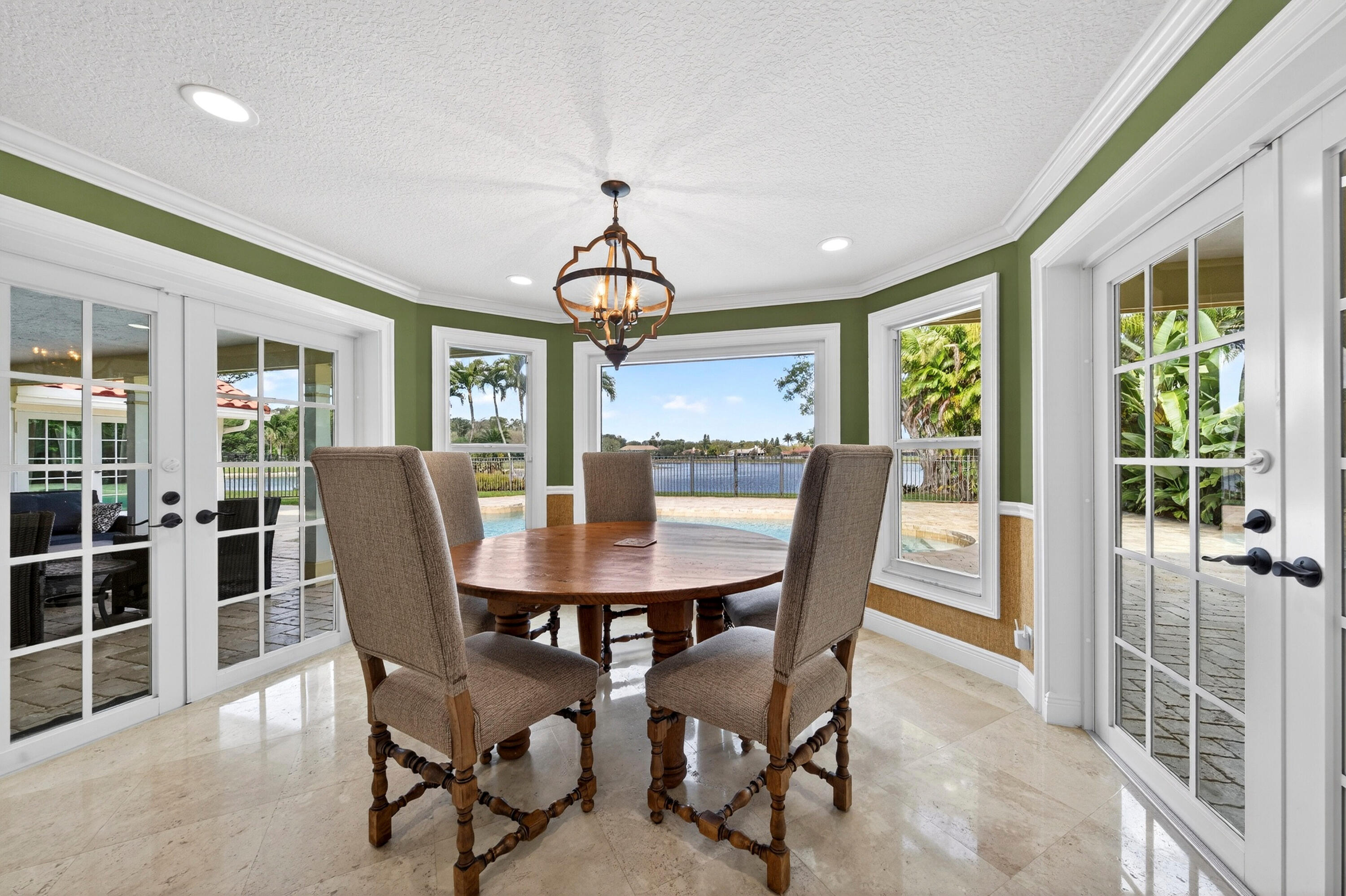 7411 Annapolis Lane