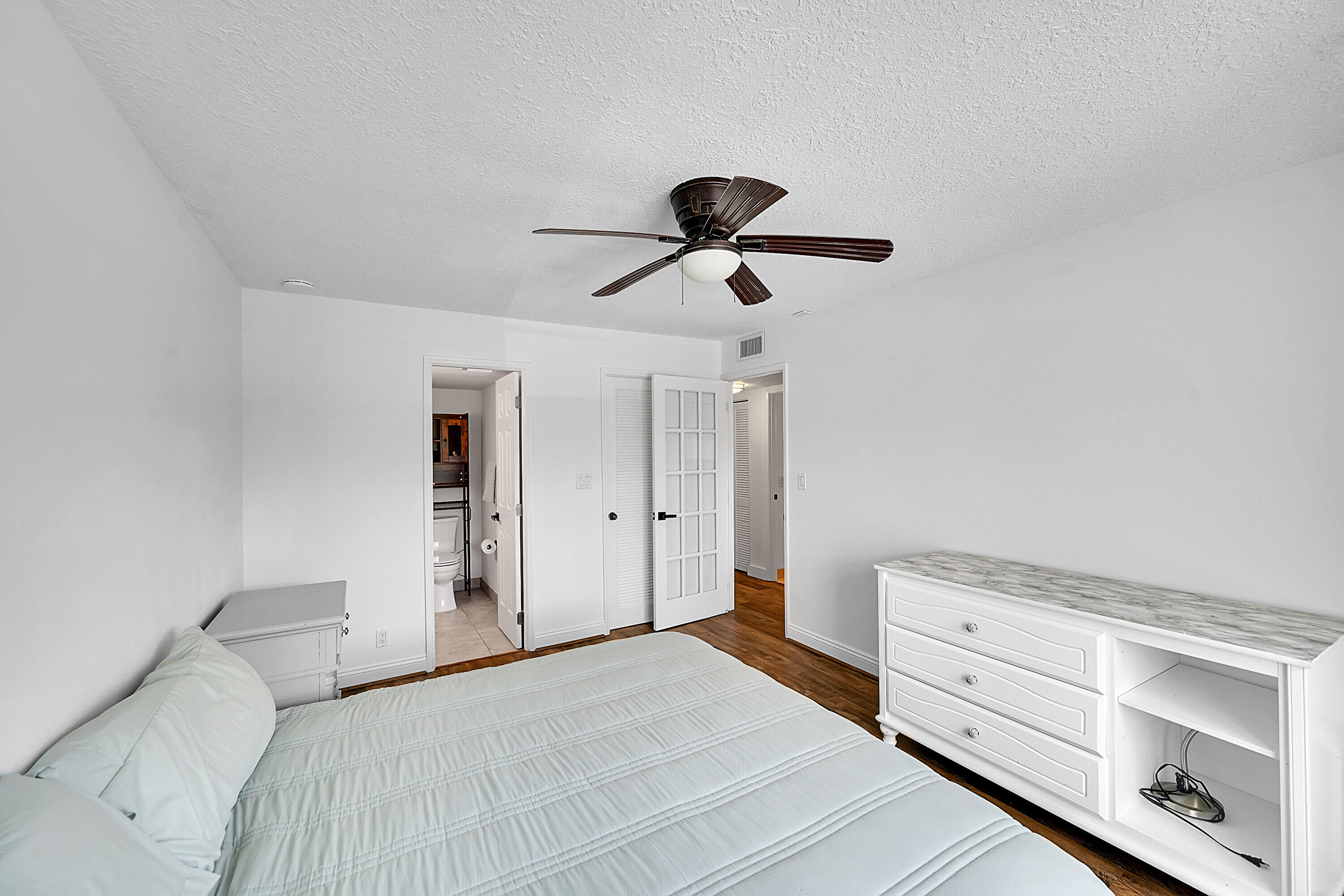 2850 NE 14th Street Causeway B 203