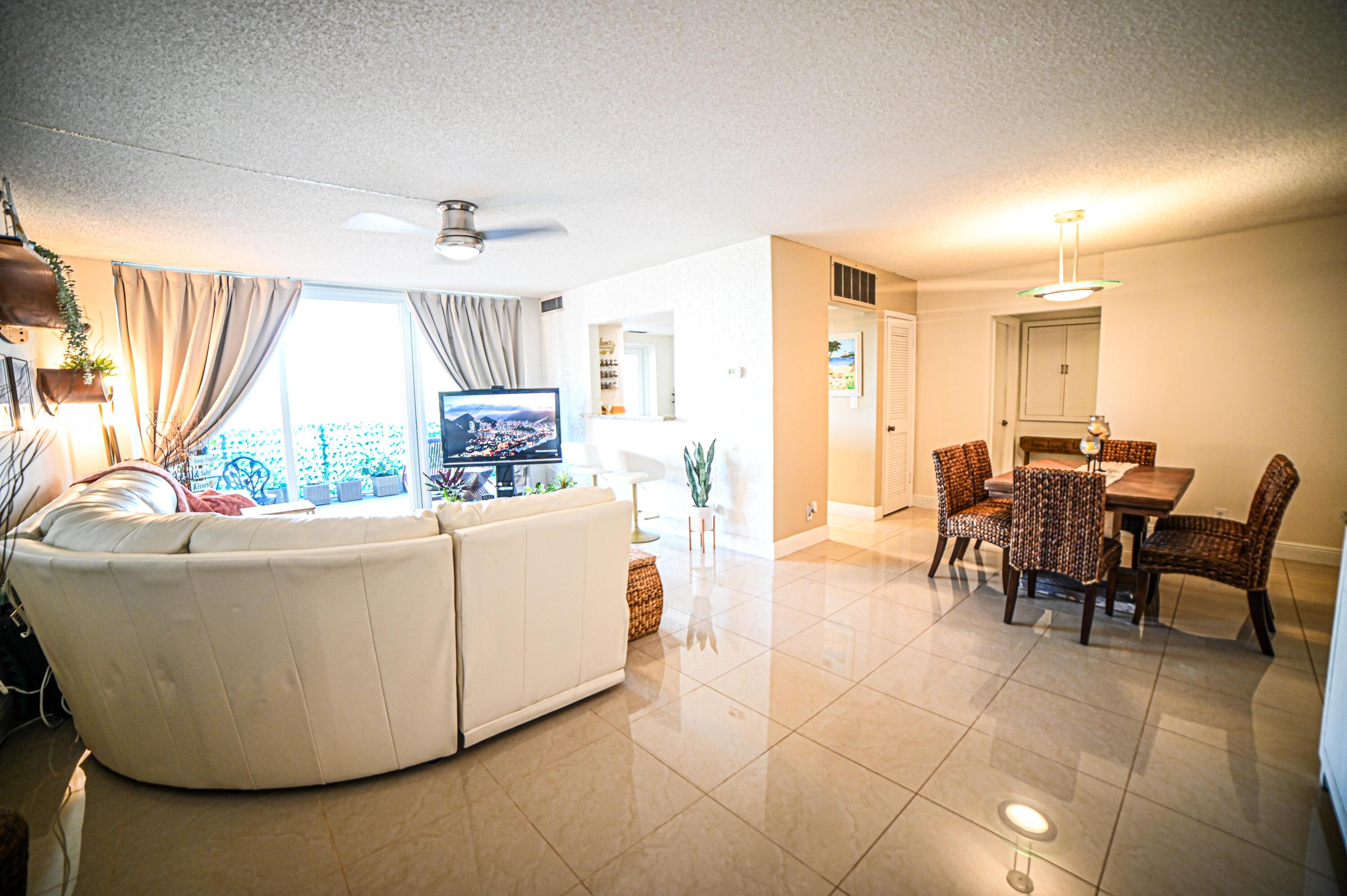 2701 N Ocean Boulevard