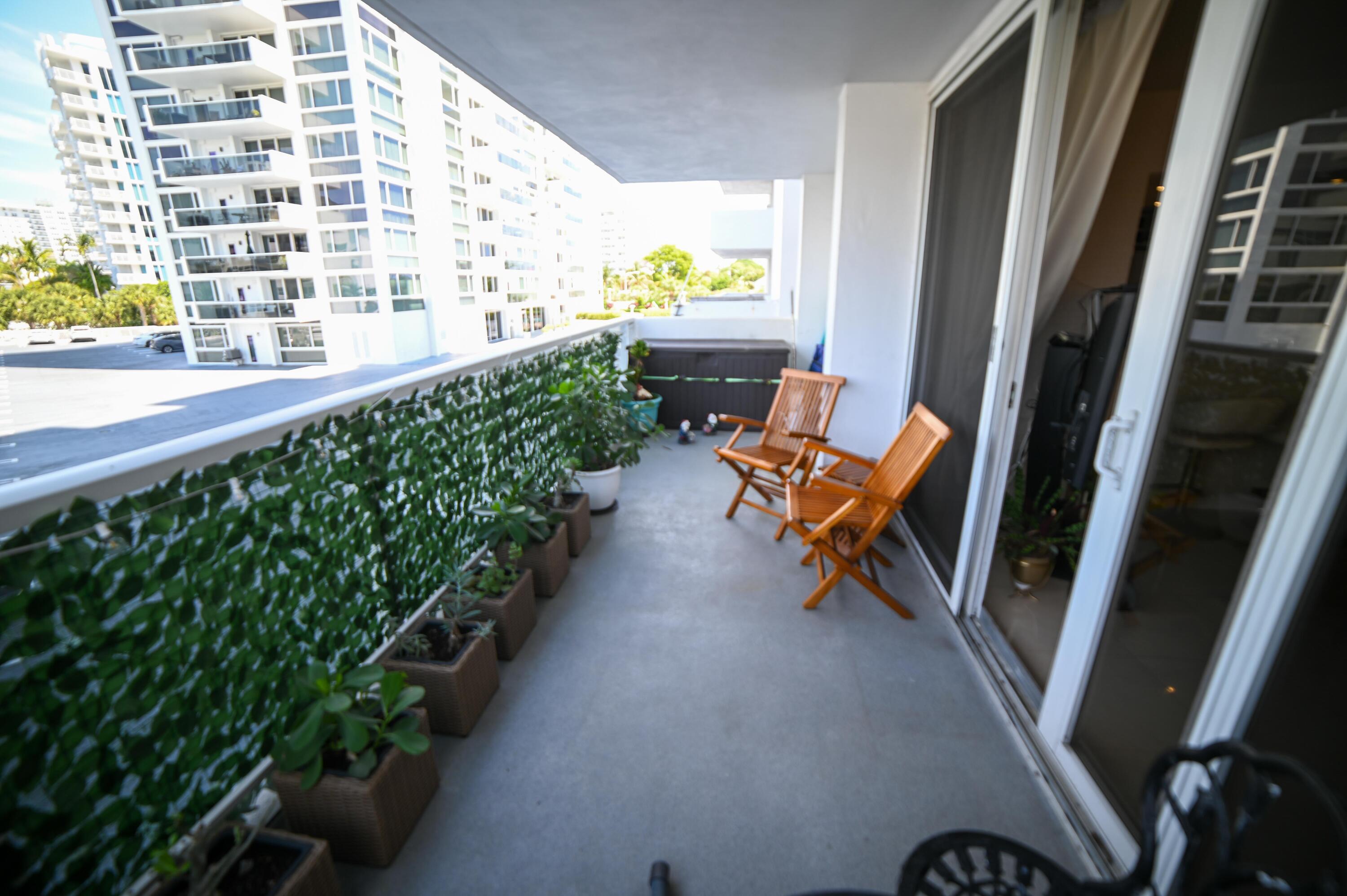2701 N Ocean Boulevard