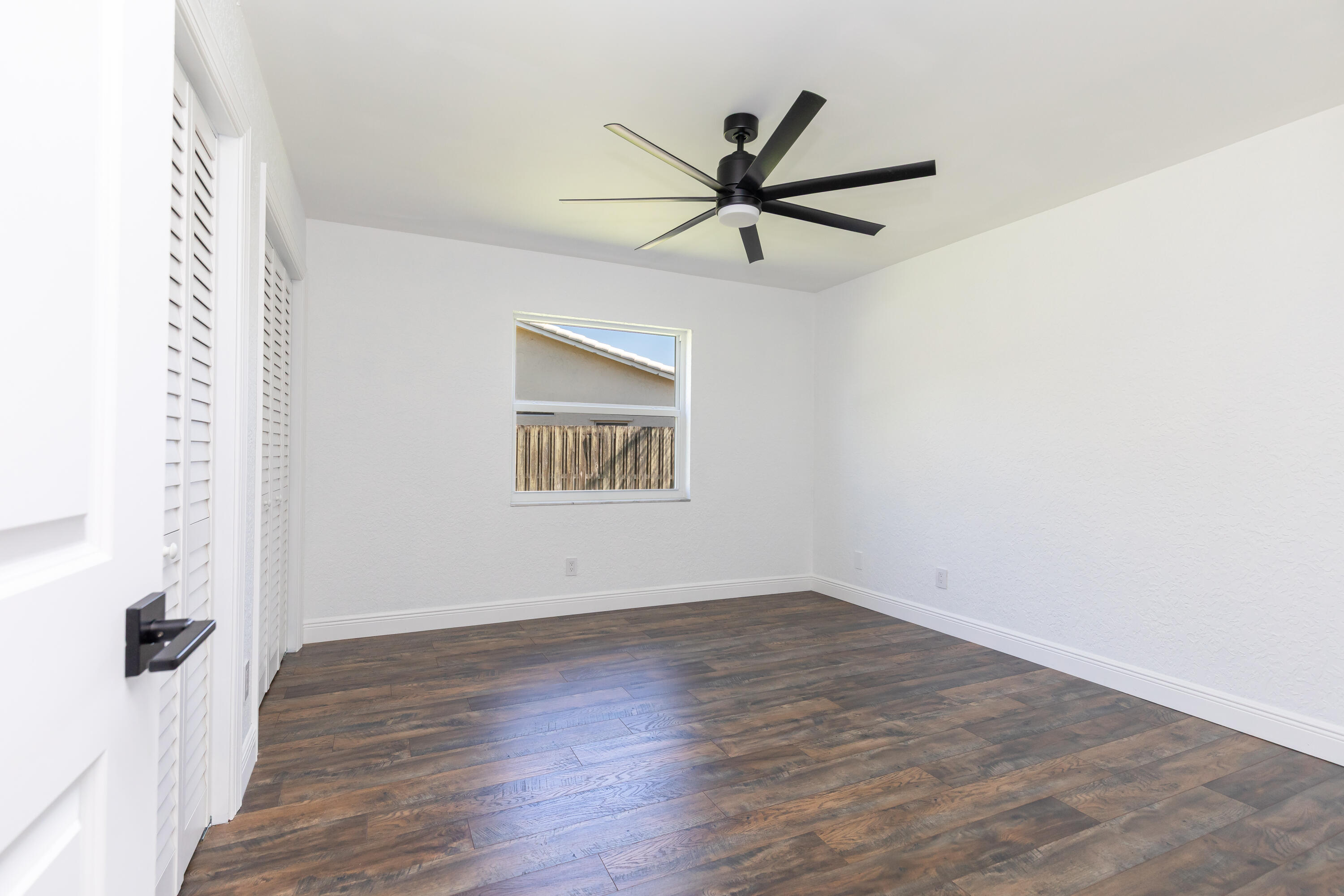 271 NW 89th Avenue