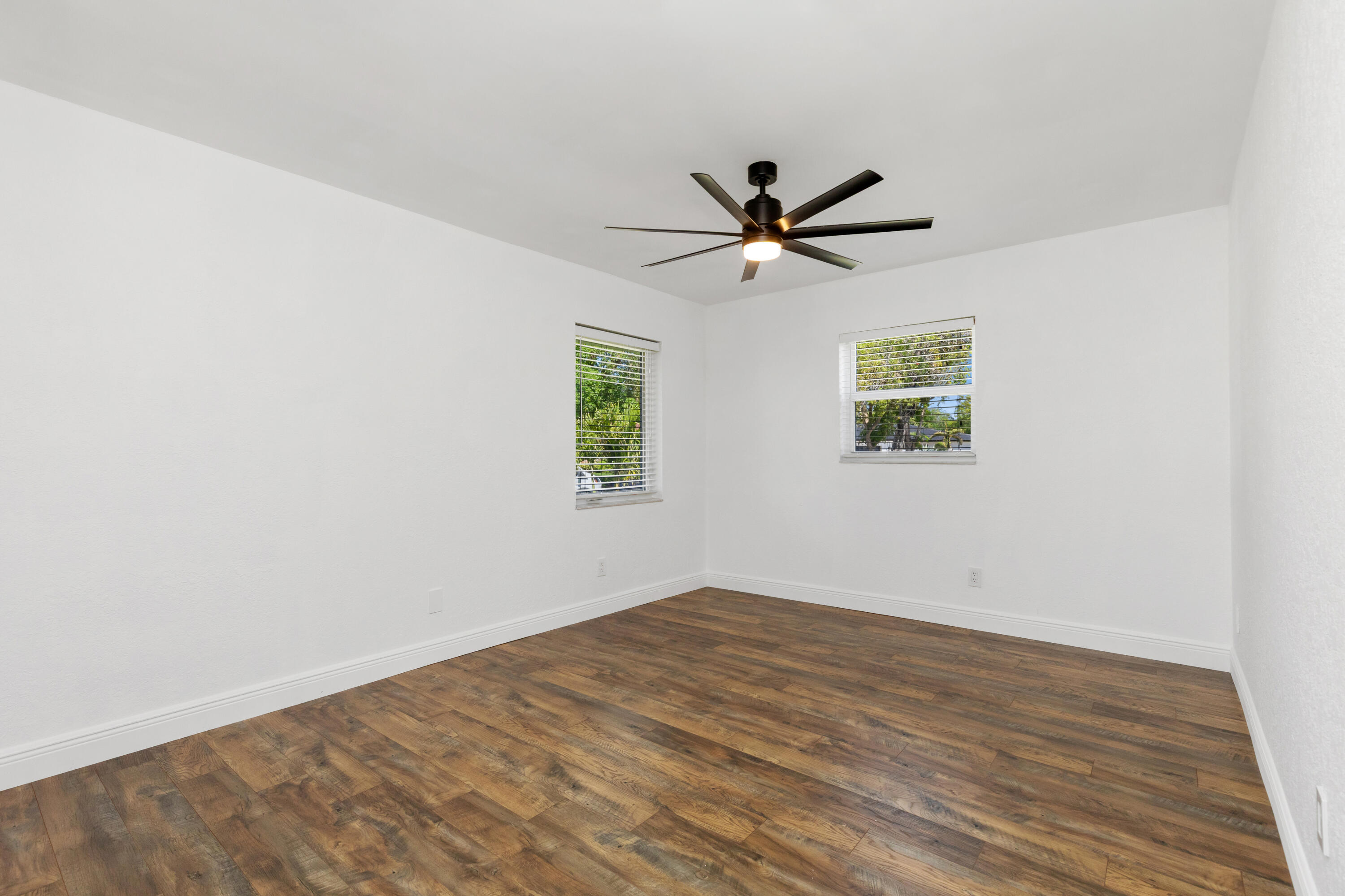 271 NW 89th Avenue