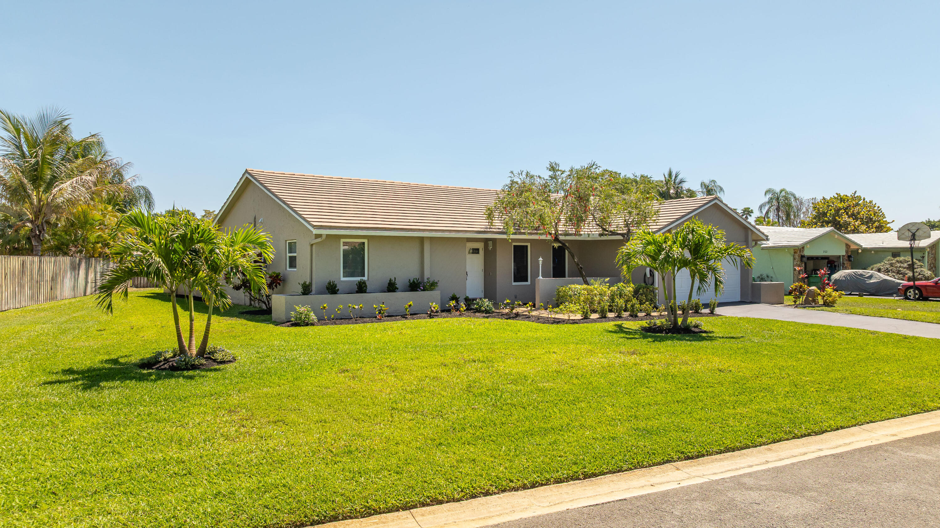 271 NW 89th Avenue