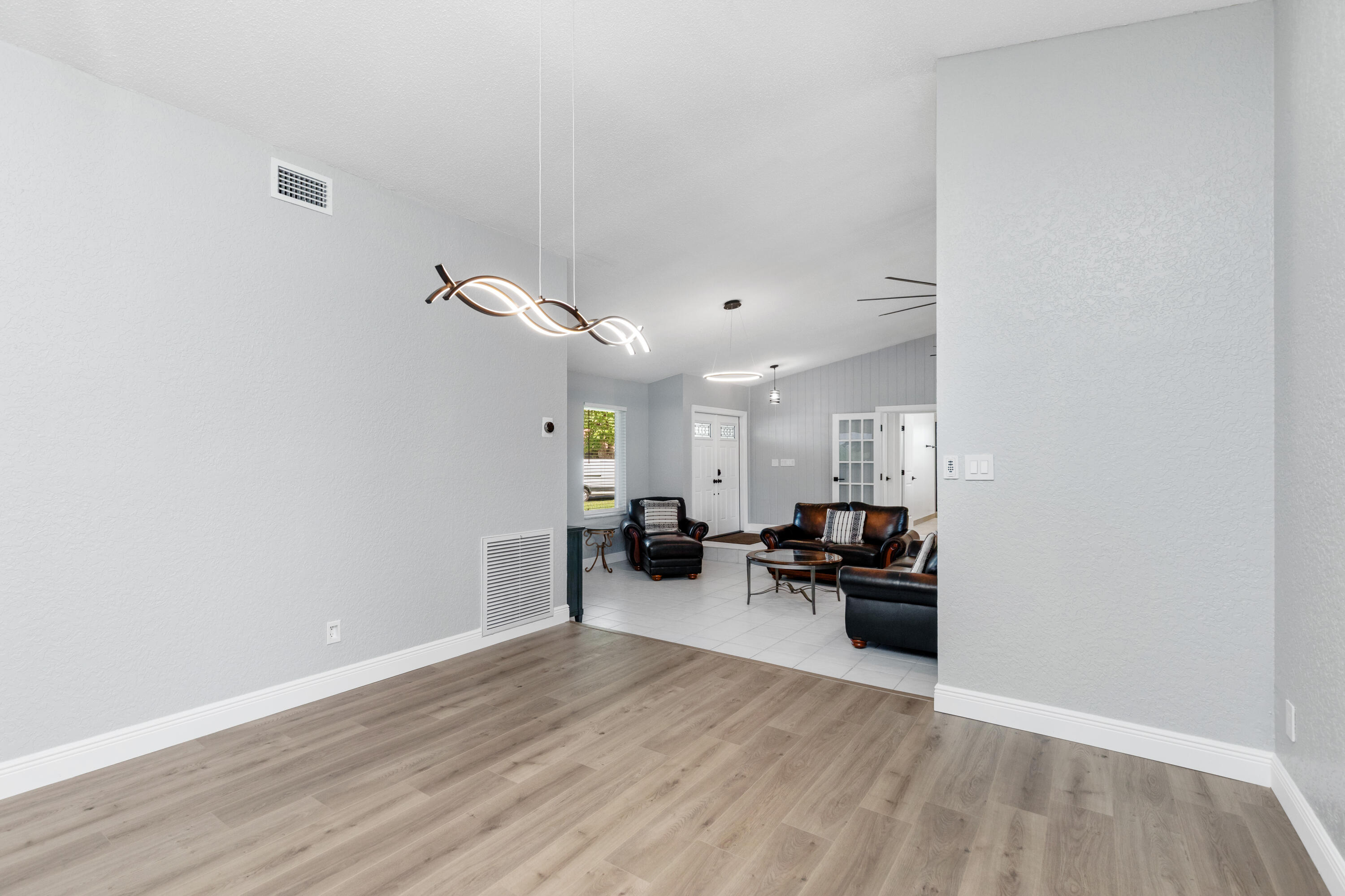 271 NW 89th Avenue