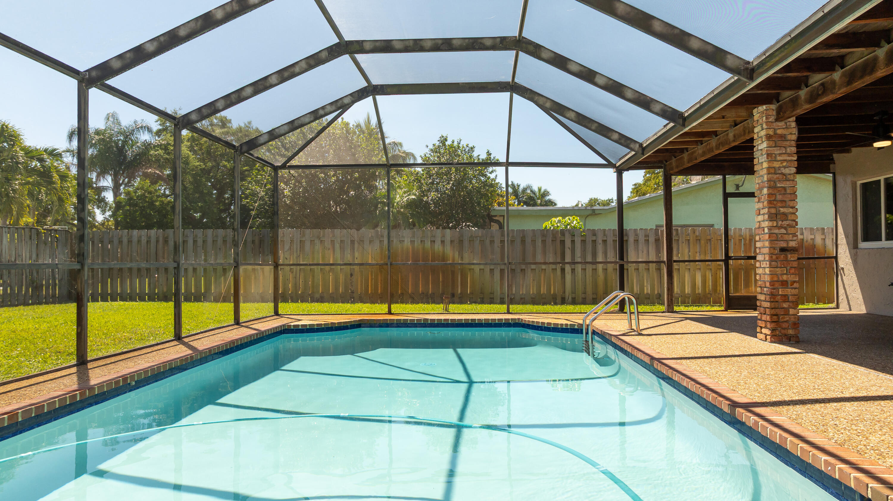 271 NW 89th Avenue