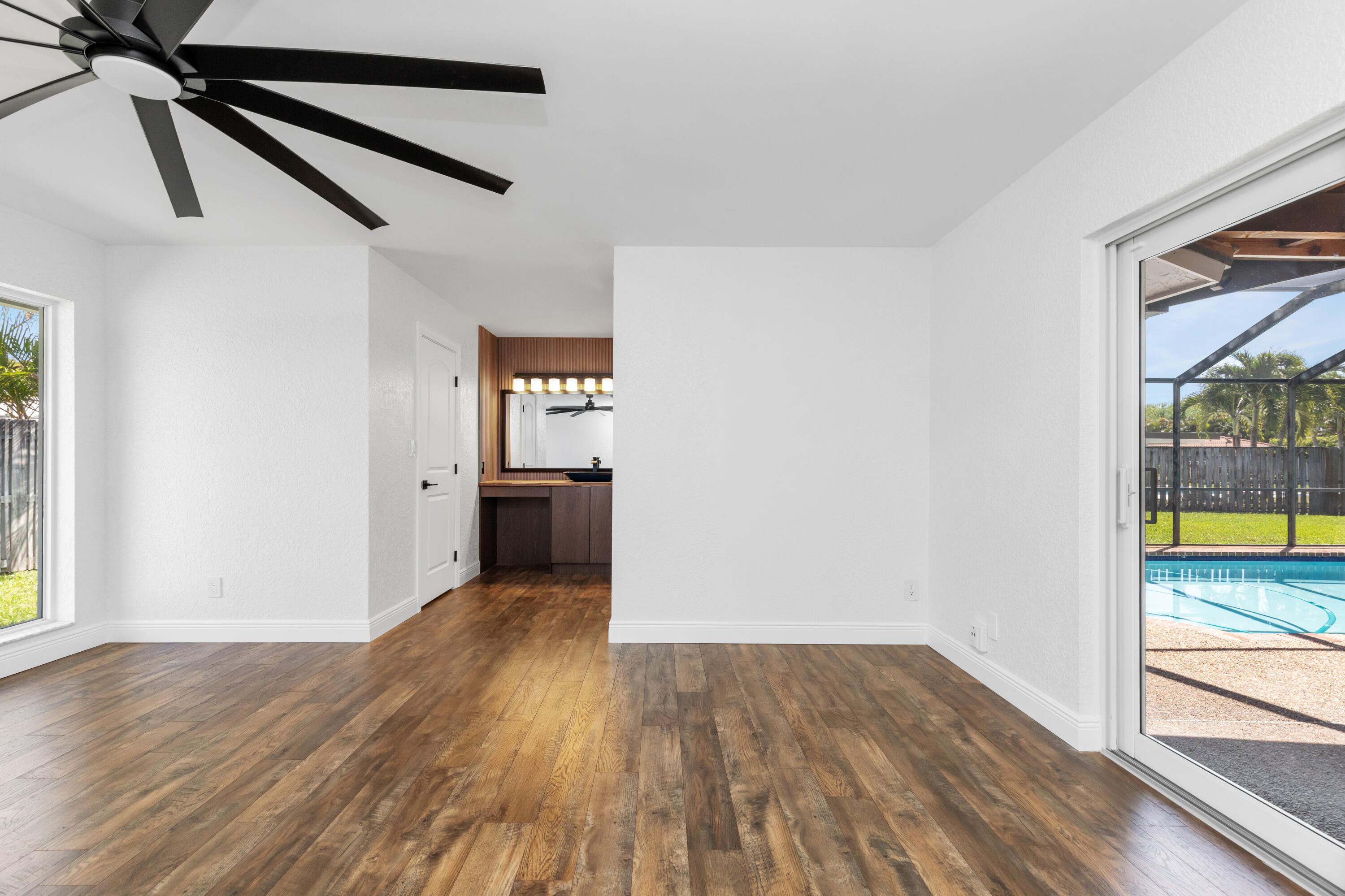 271 NW 89th Avenue