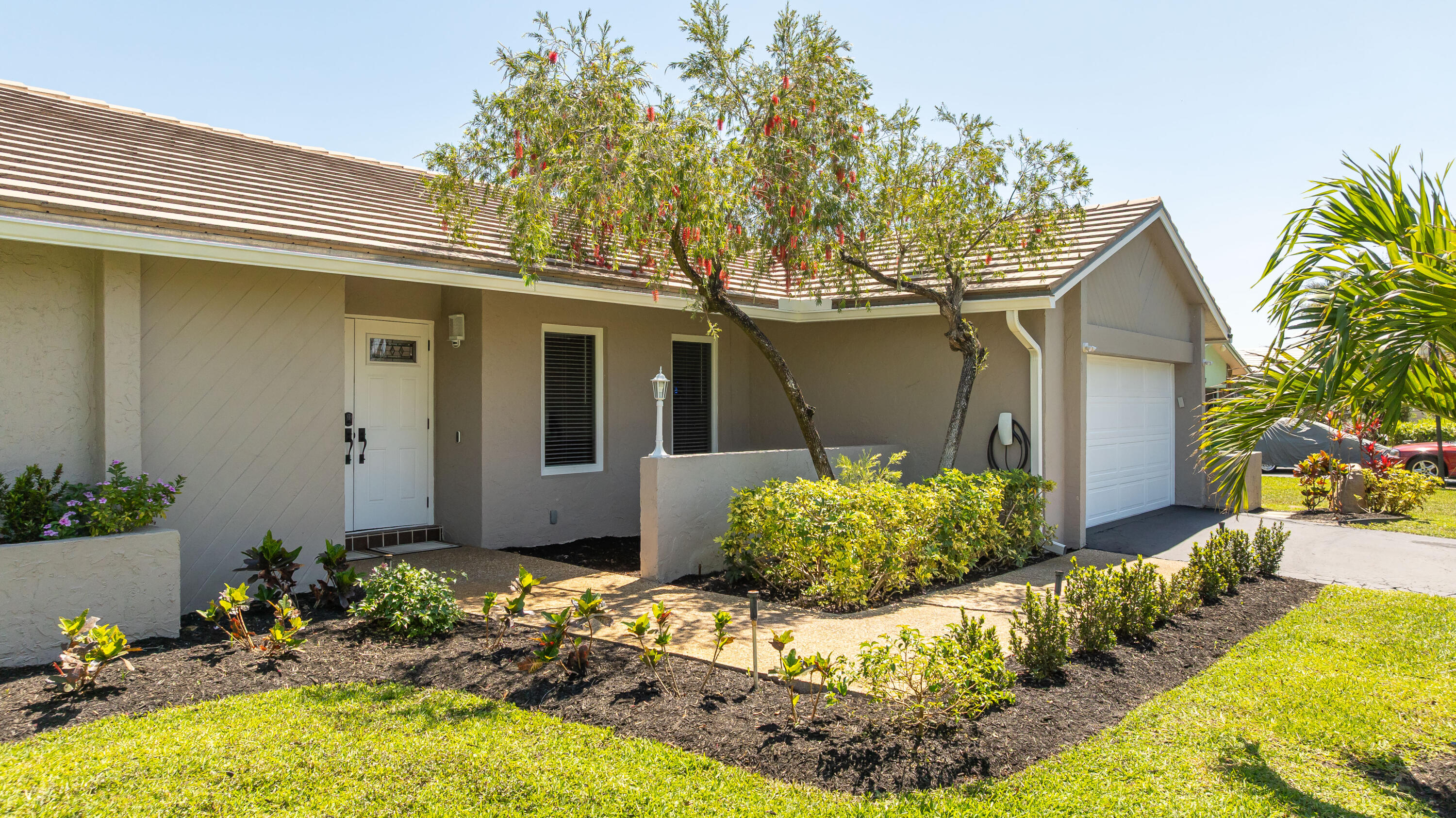 271 NW 89th Avenue