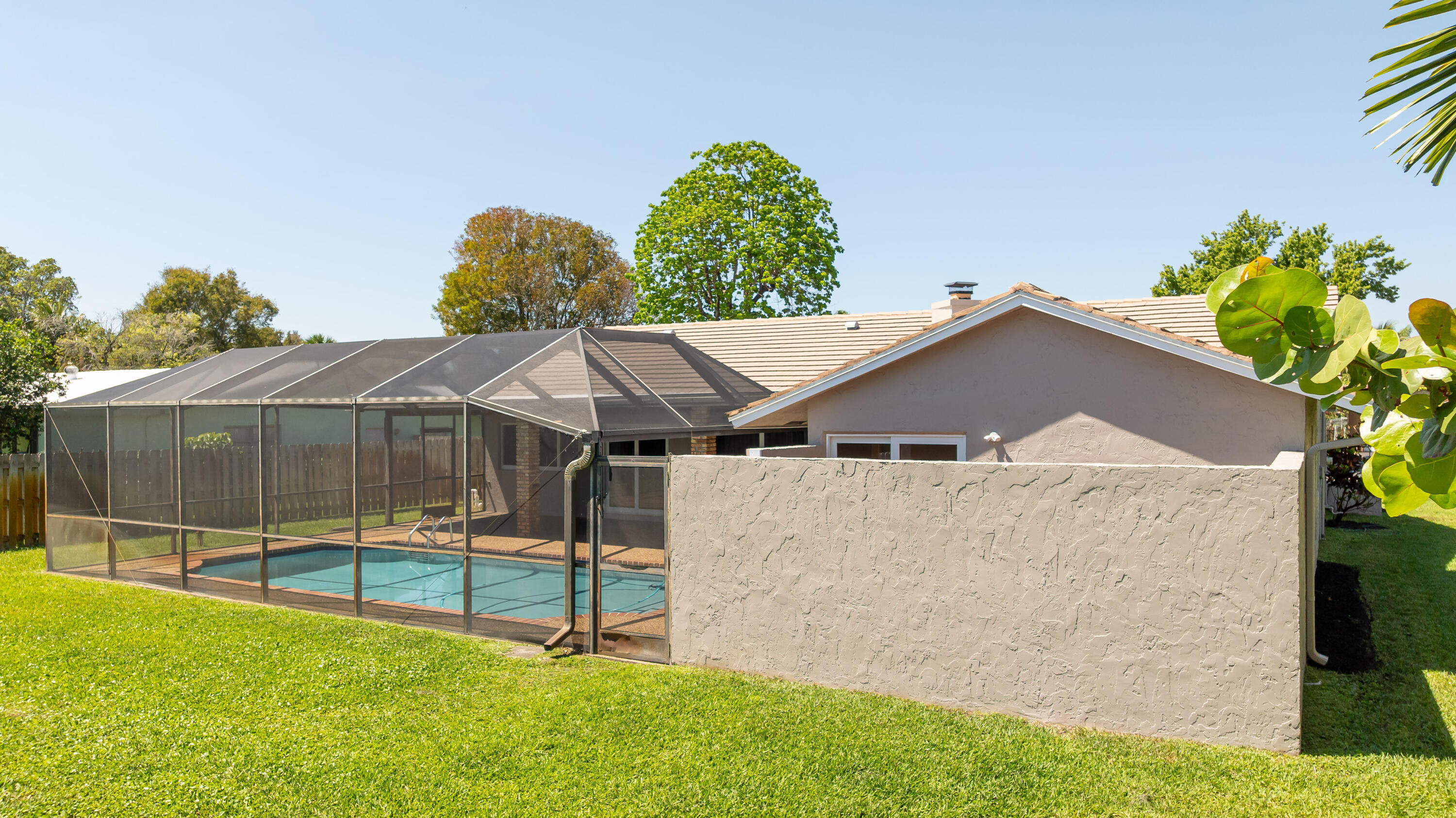 271 NW 89th Avenue