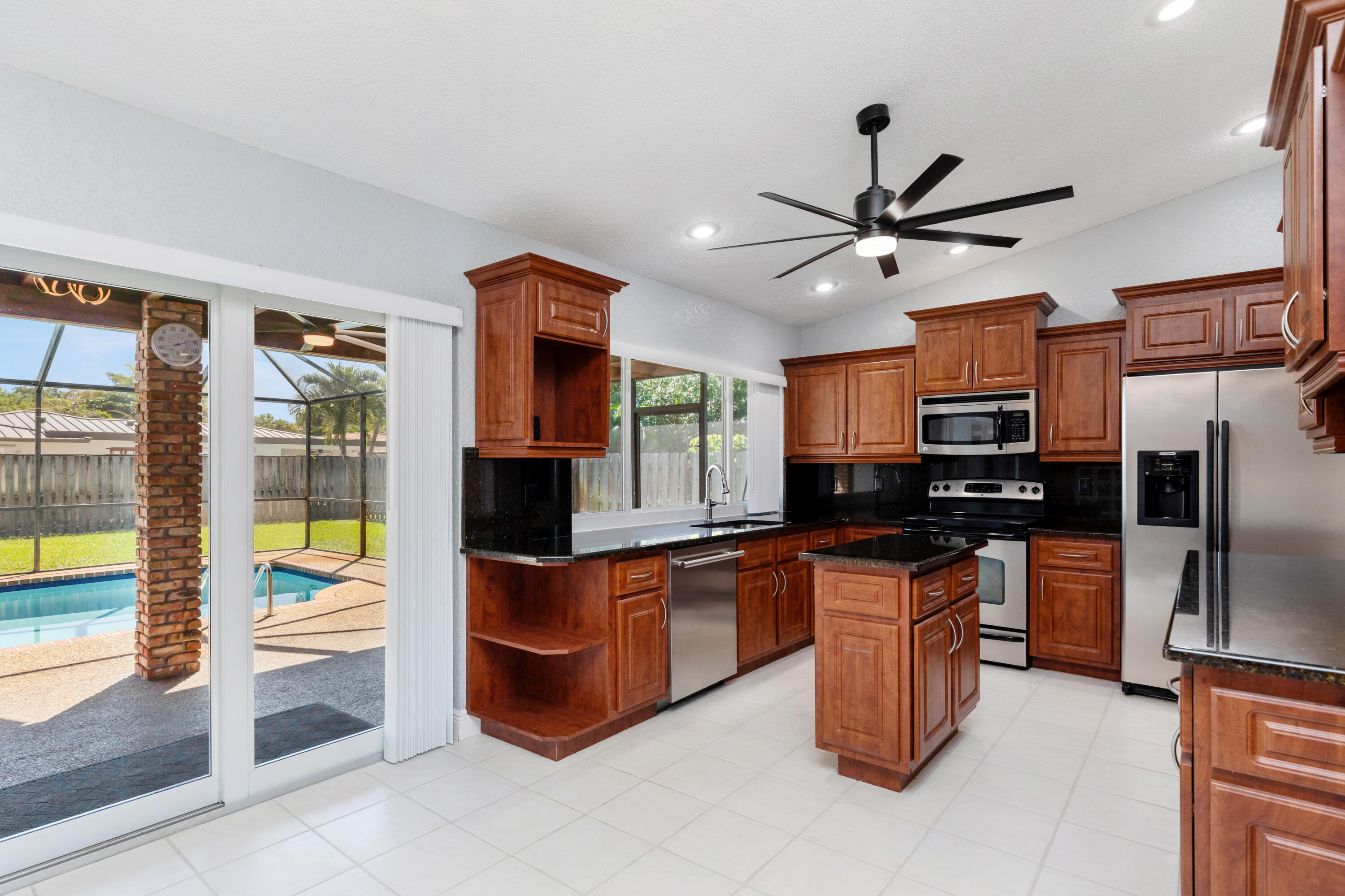 271 NW 89th Avenue