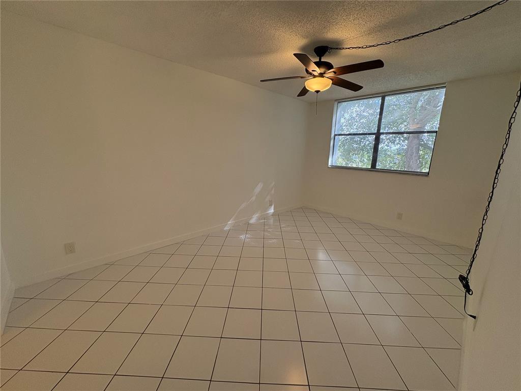 2401 Riverside Drive 314-b