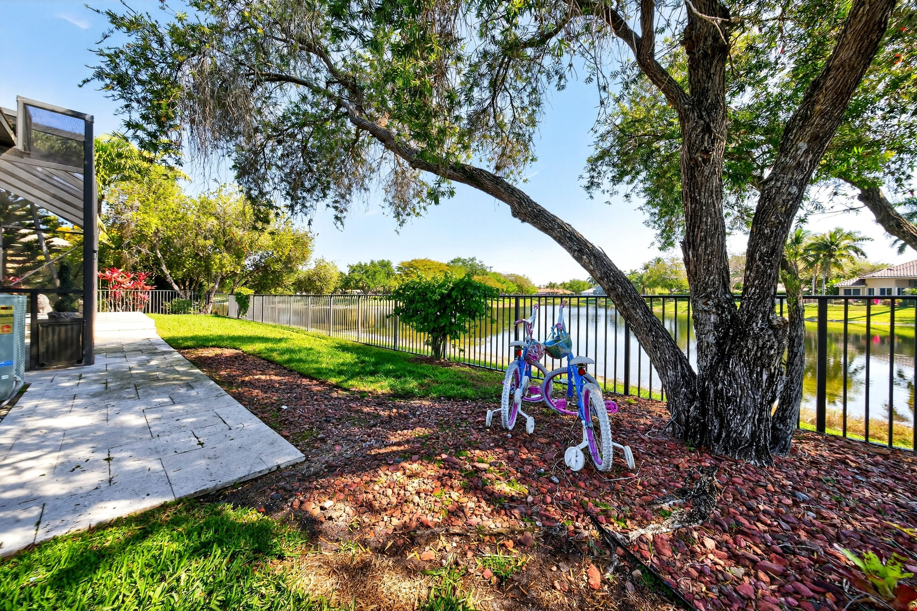 6598 NW 103rd Lane