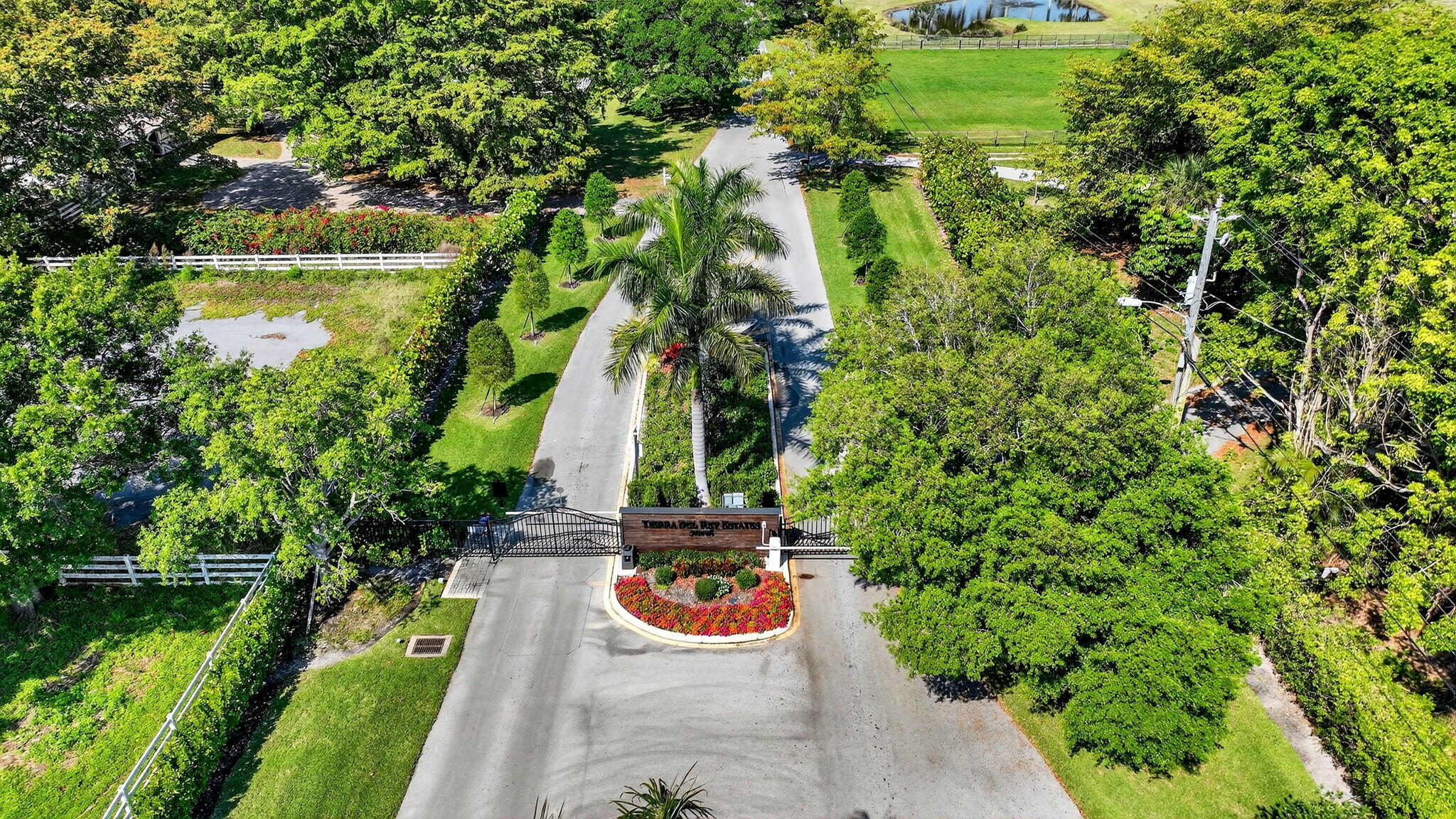 10245 La Reina Road