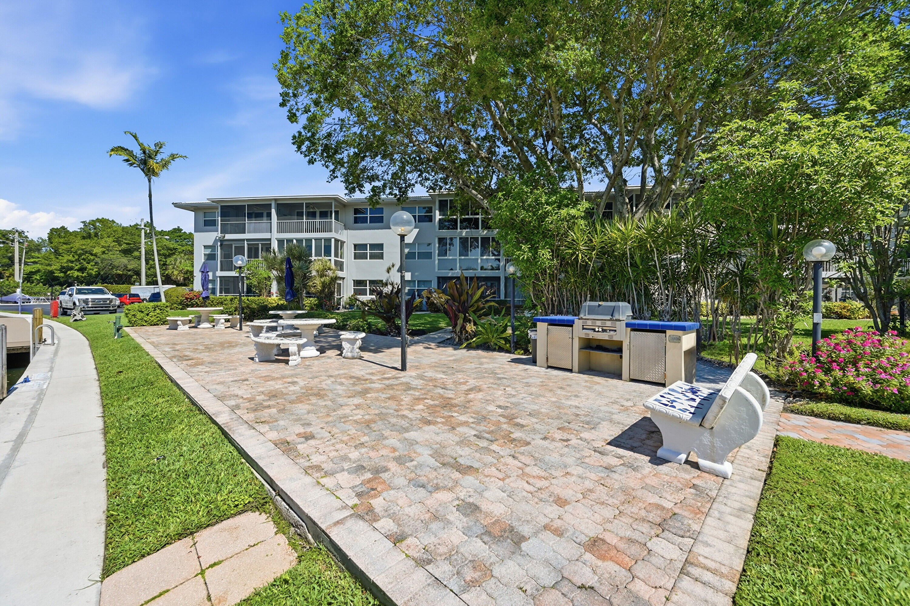 1200 NE 12th Street 310