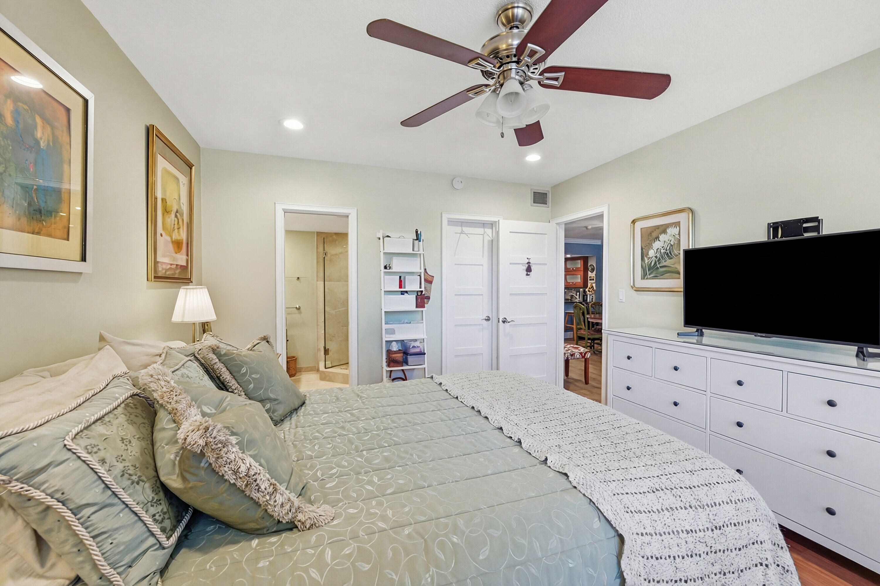 1200 NE 12th Street 310