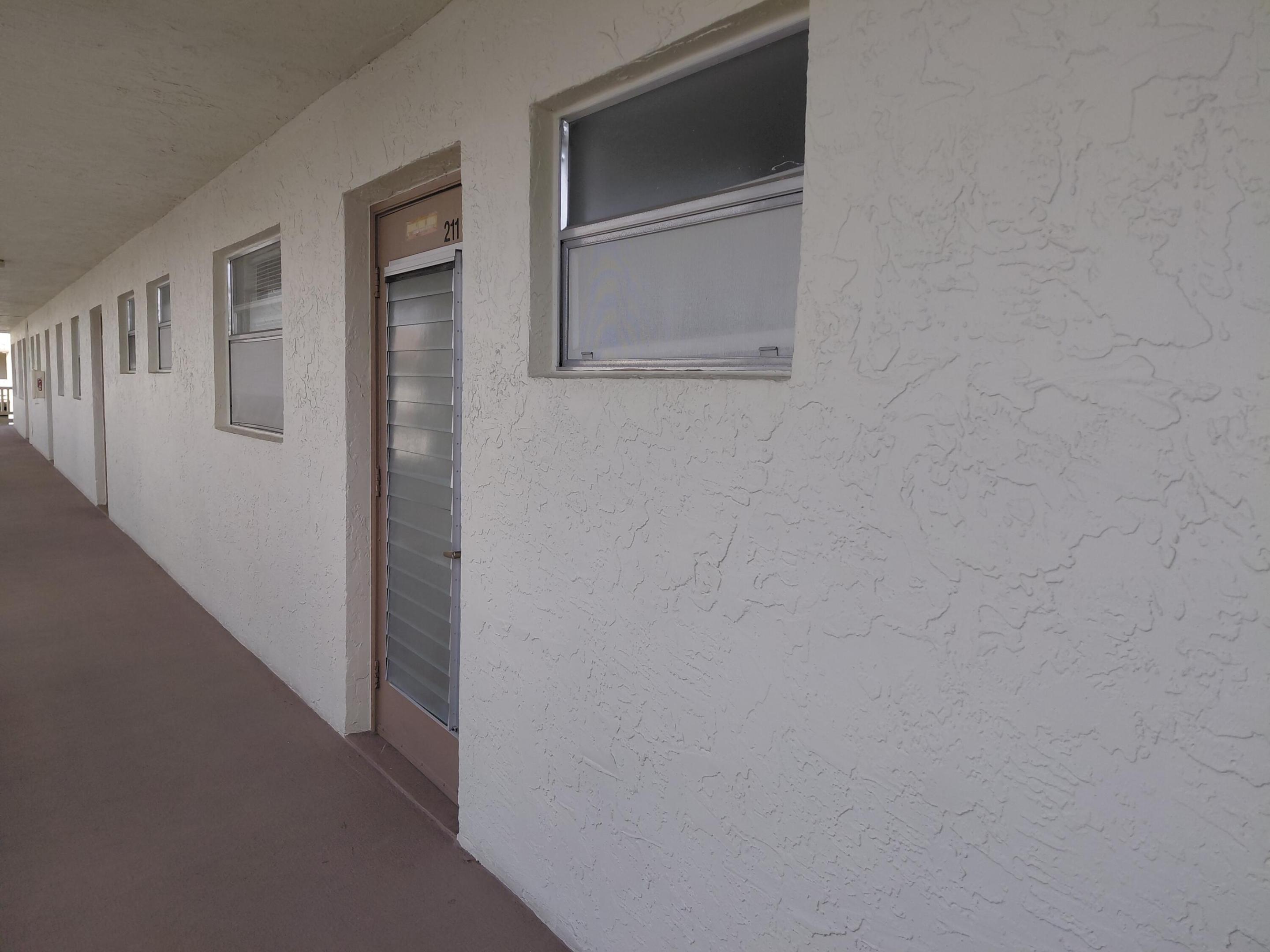 6850 Royal Palm Boulevard 211g