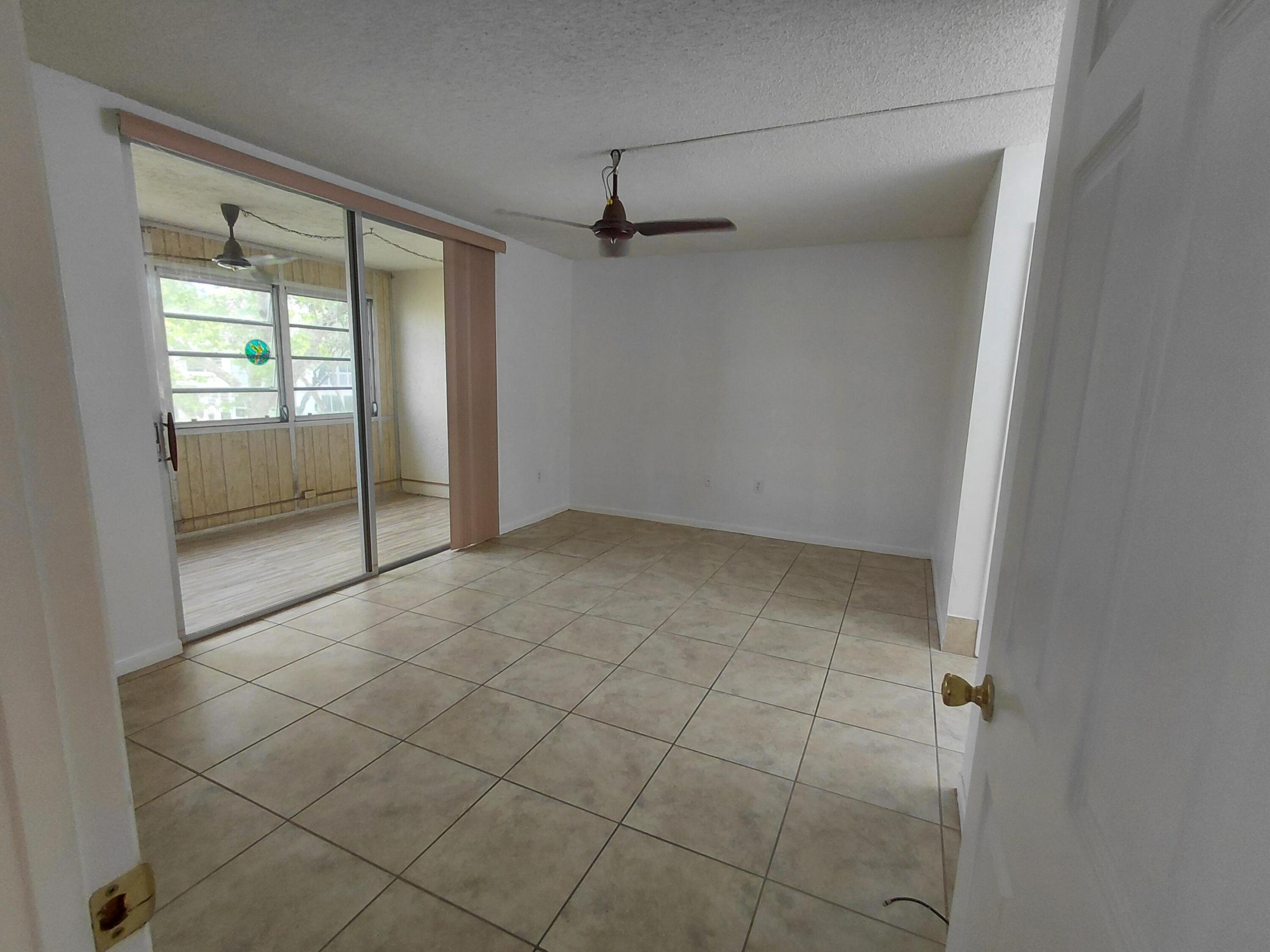 6850 Royal Palm Boulevard 211g
