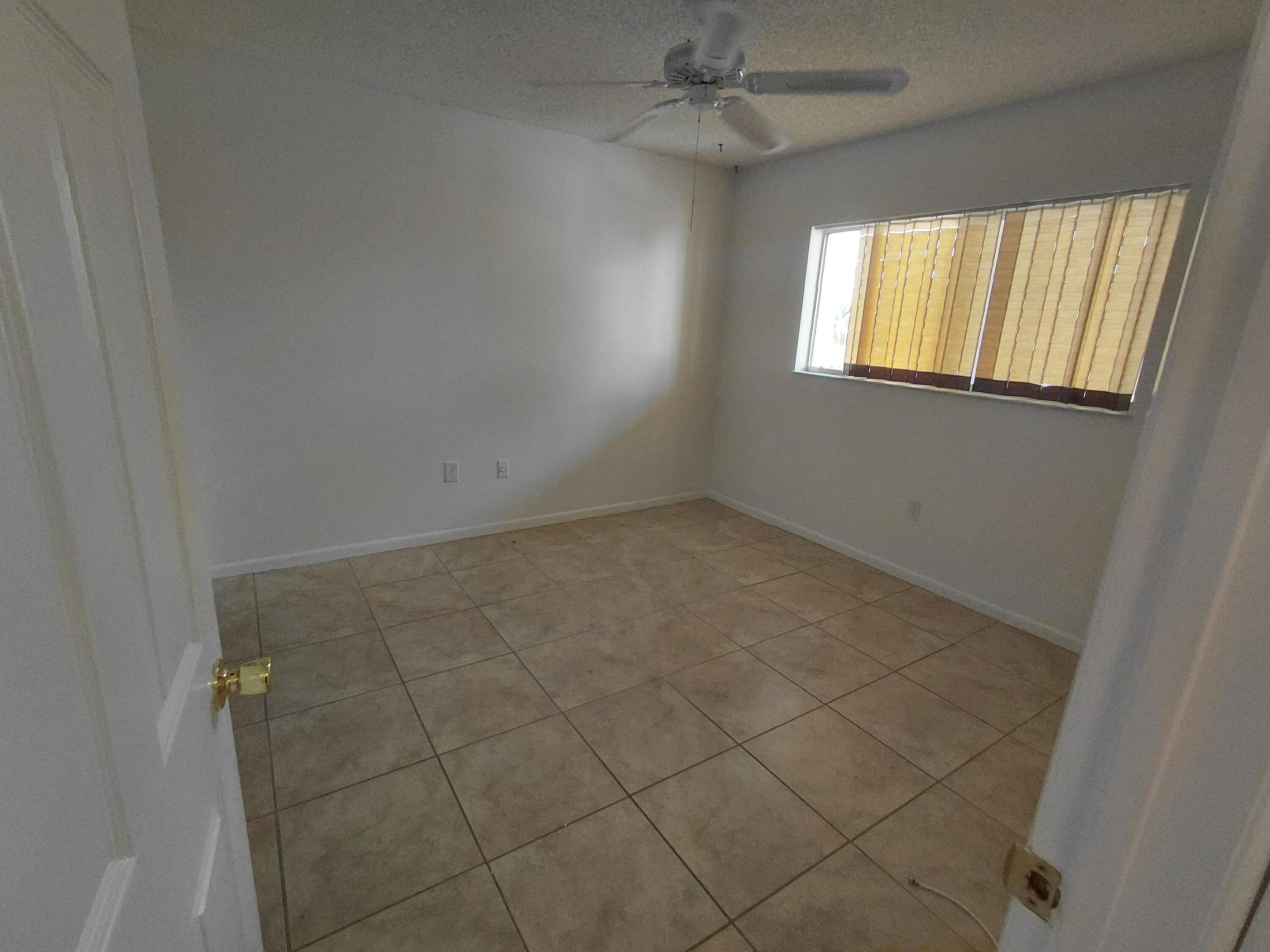 6850 Royal Palm Boulevard 211g