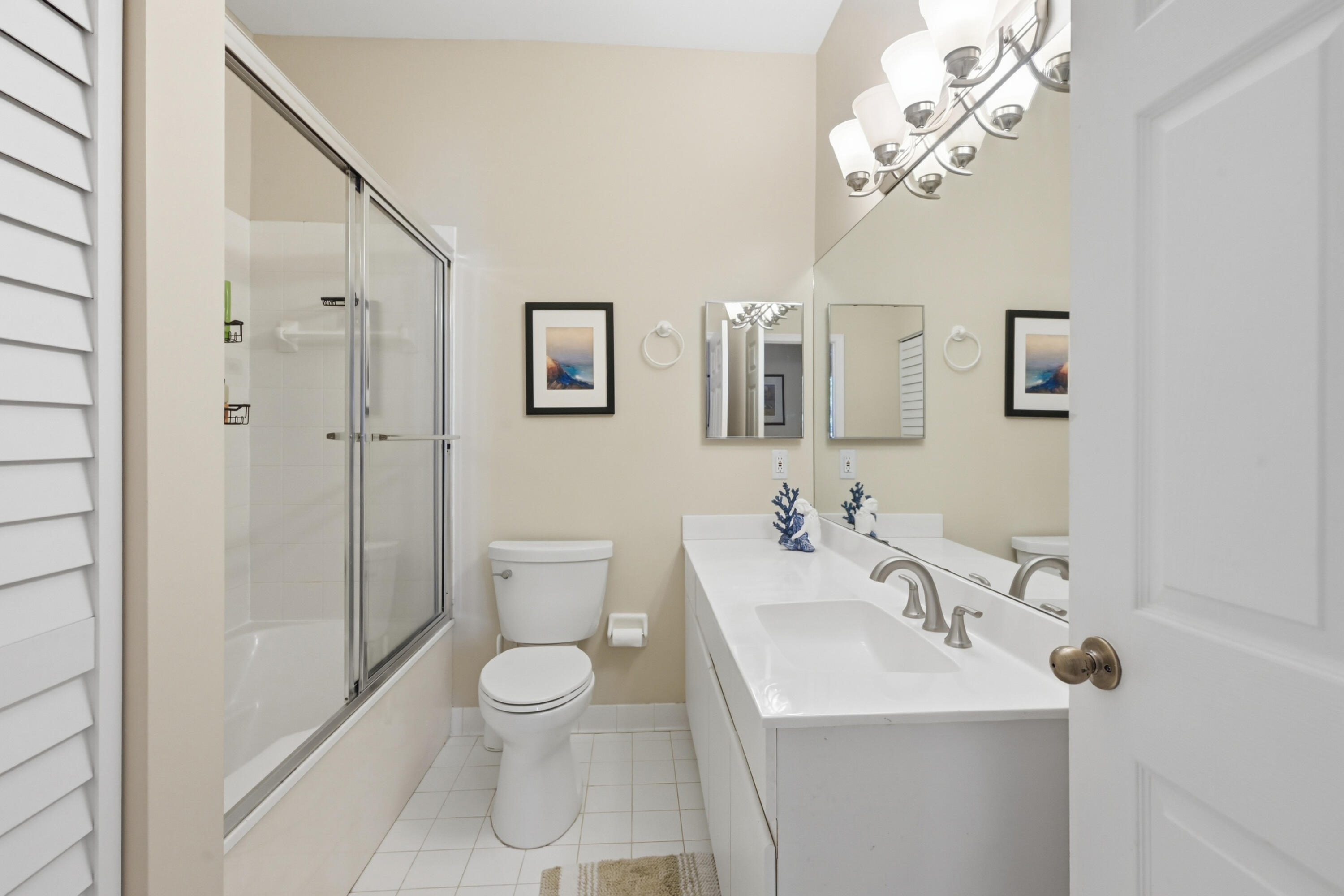 4115 Carriage Drive P2