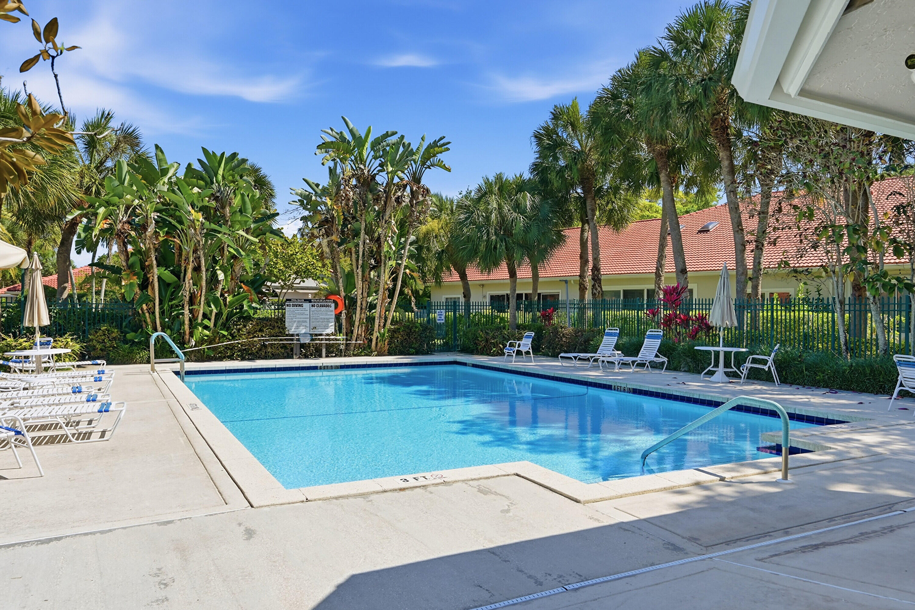 4115 Carriage Drive P2