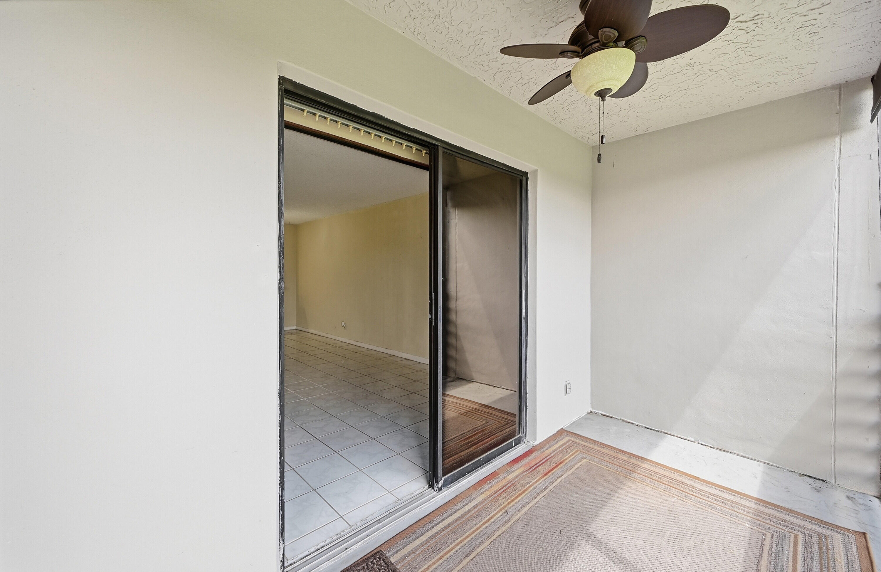 10434 Sunrise Lakes Boulevard Unit: 206