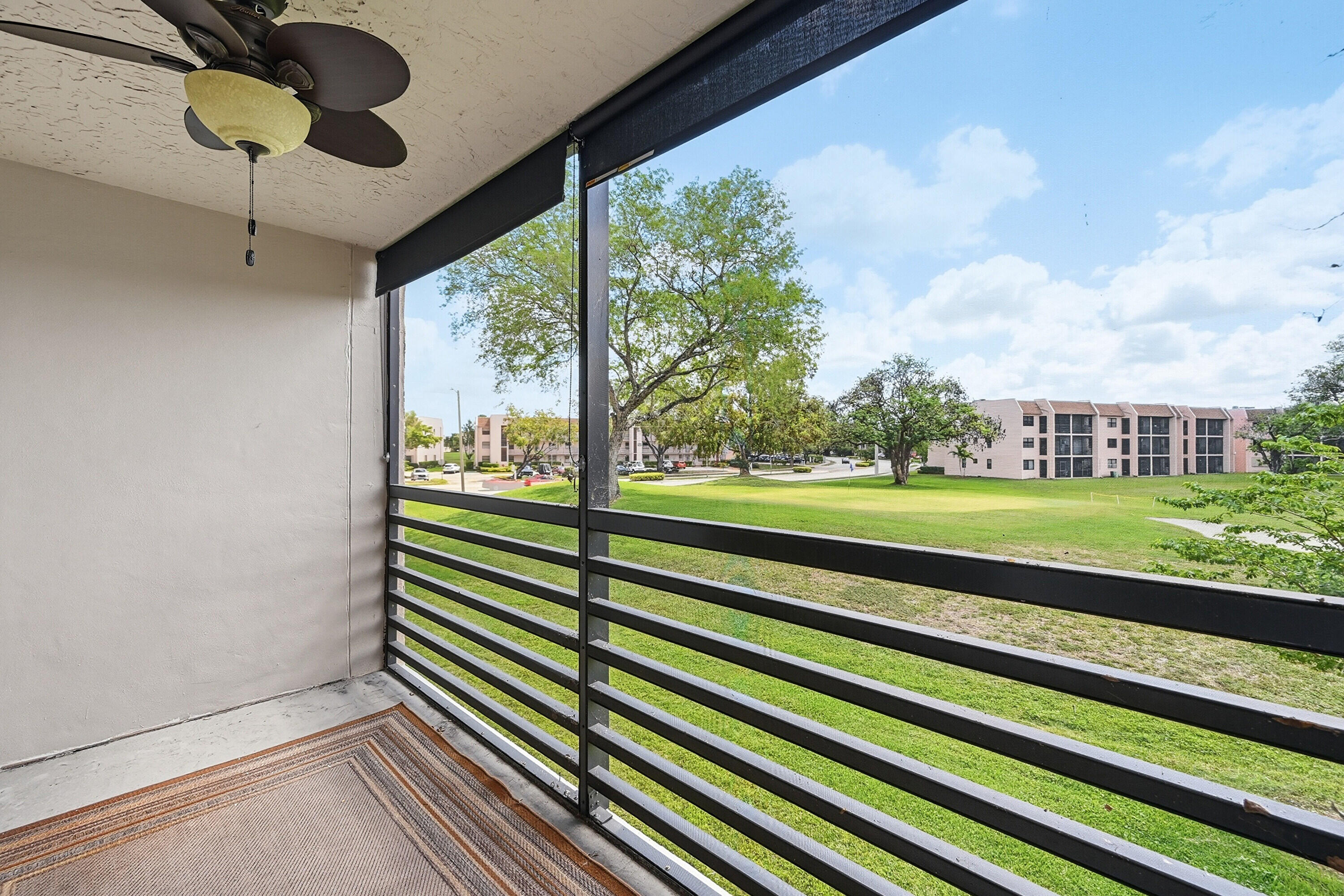 10434 Sunrise Lakes Boulevard Unit: 206