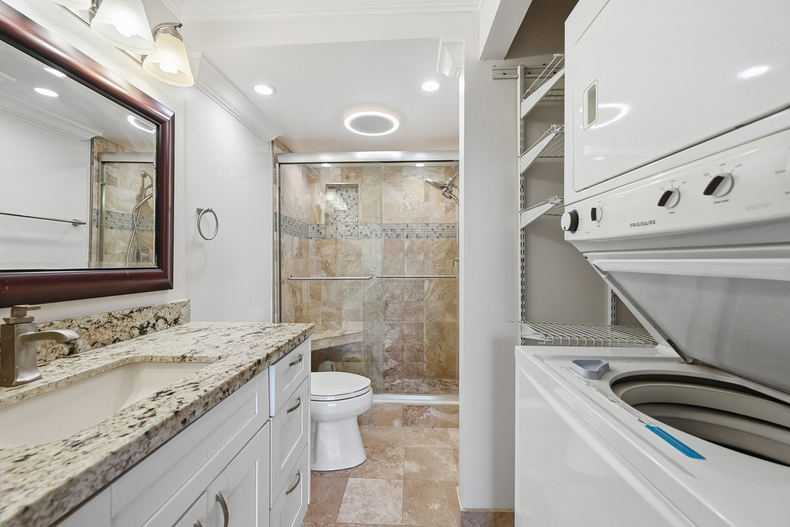 10434 Sunrise Lakes Boulevard Unit: 206