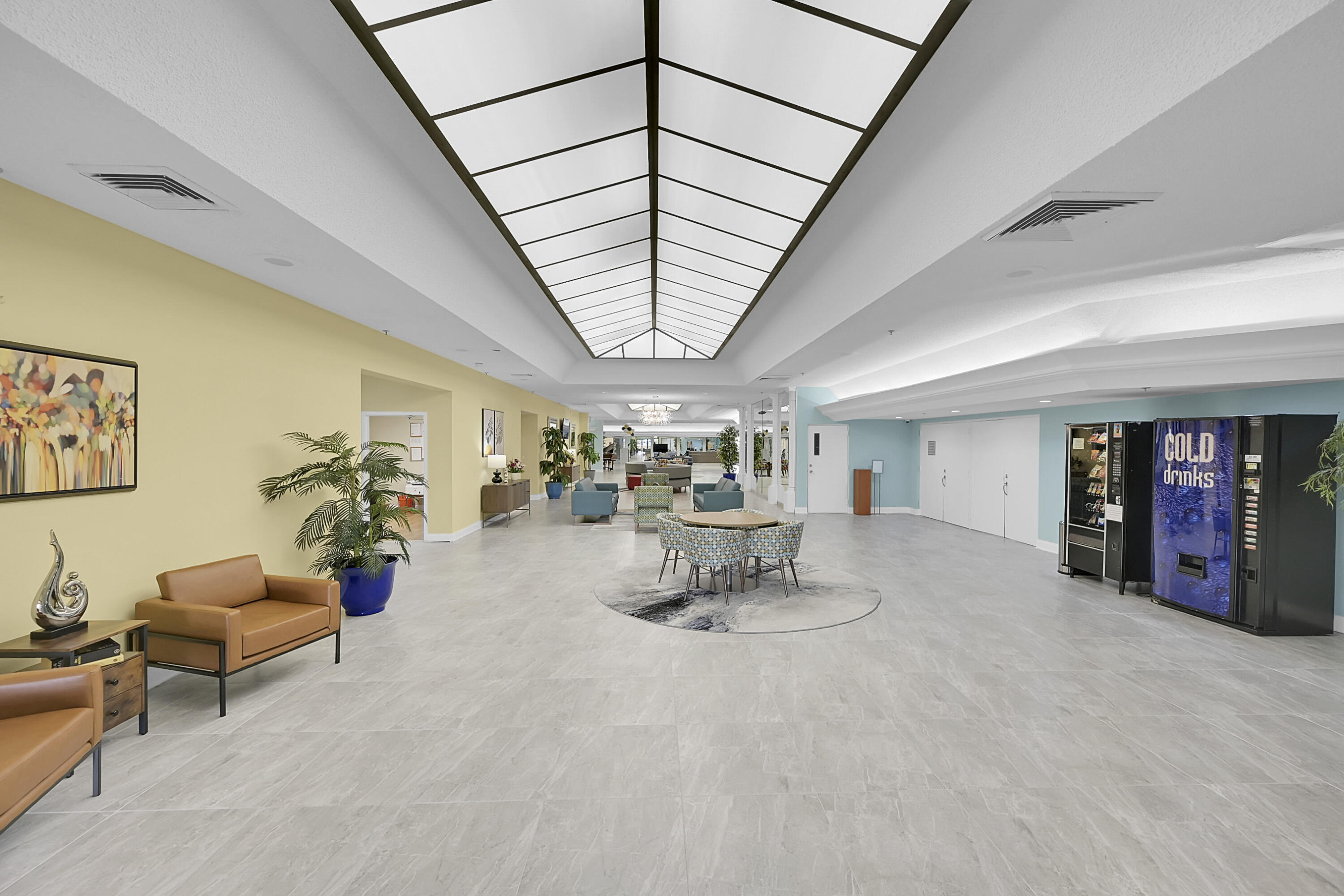 10434 Sunrise Lakes Boulevard Unit: 206