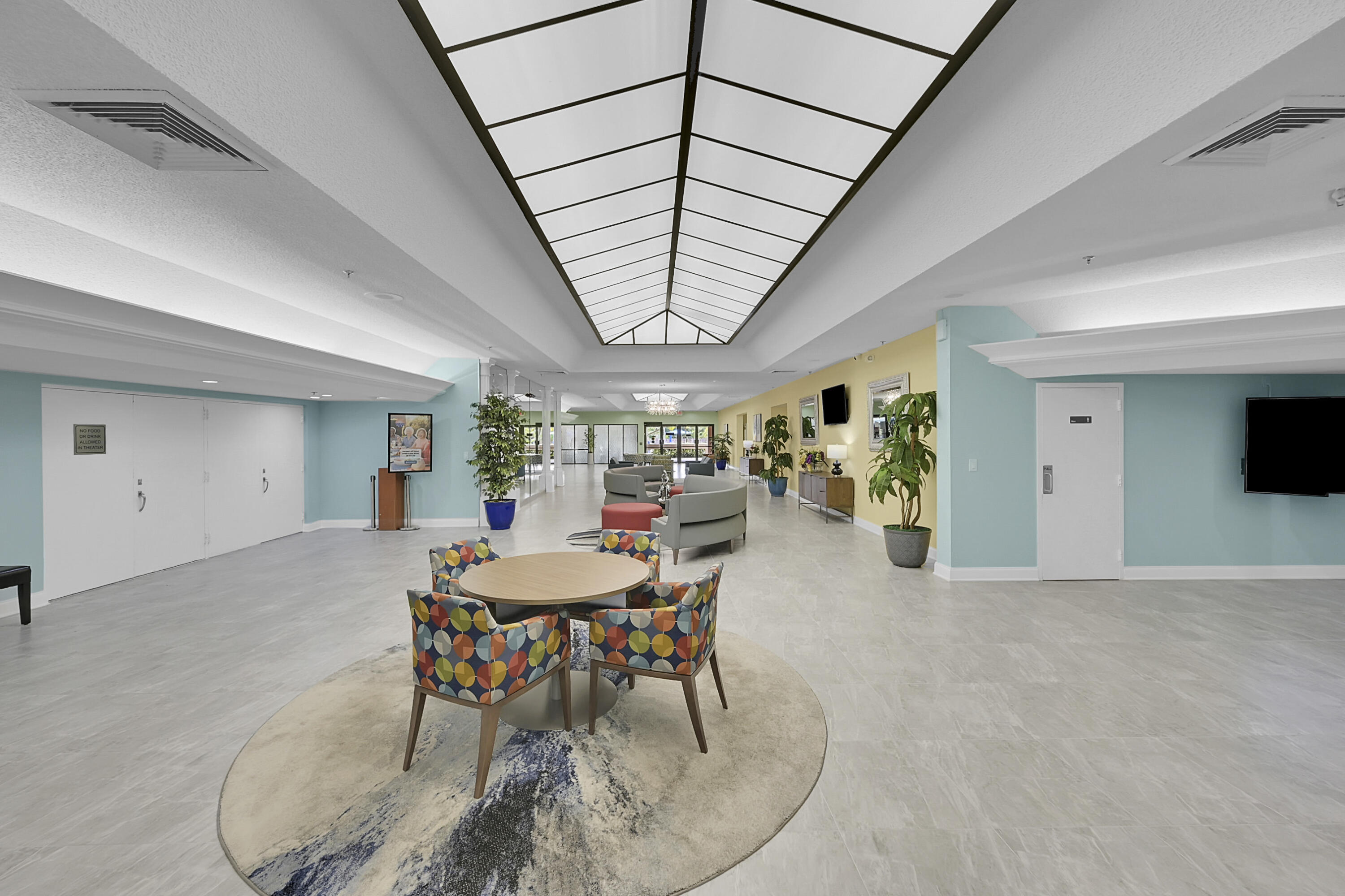 10434 Sunrise Lakes Boulevard Unit: 206