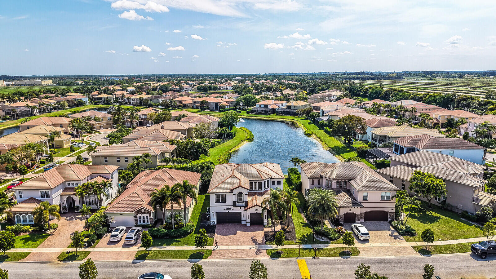 8685 Cobblestone Point Circle