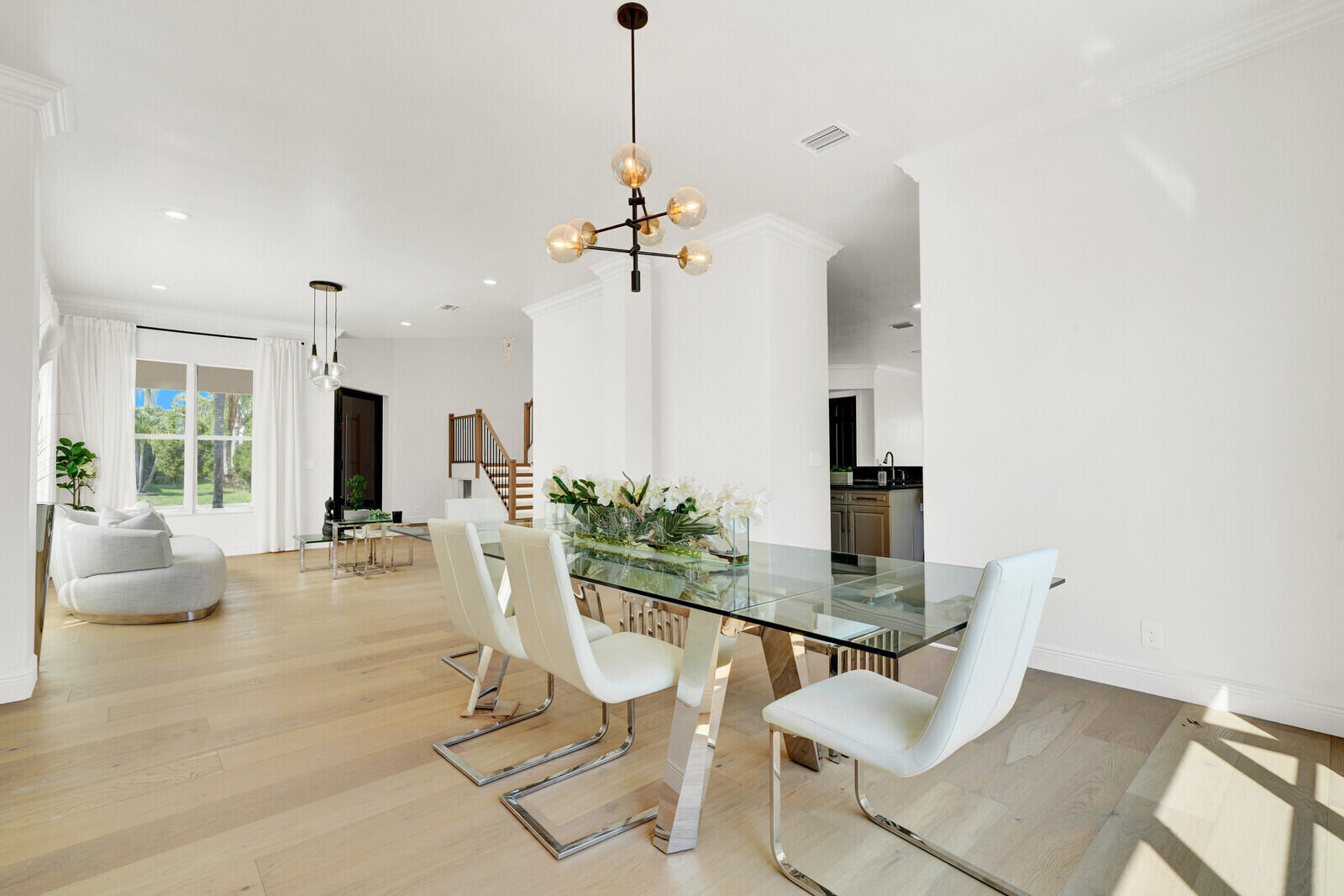 8685 Cobblestone Point Circle