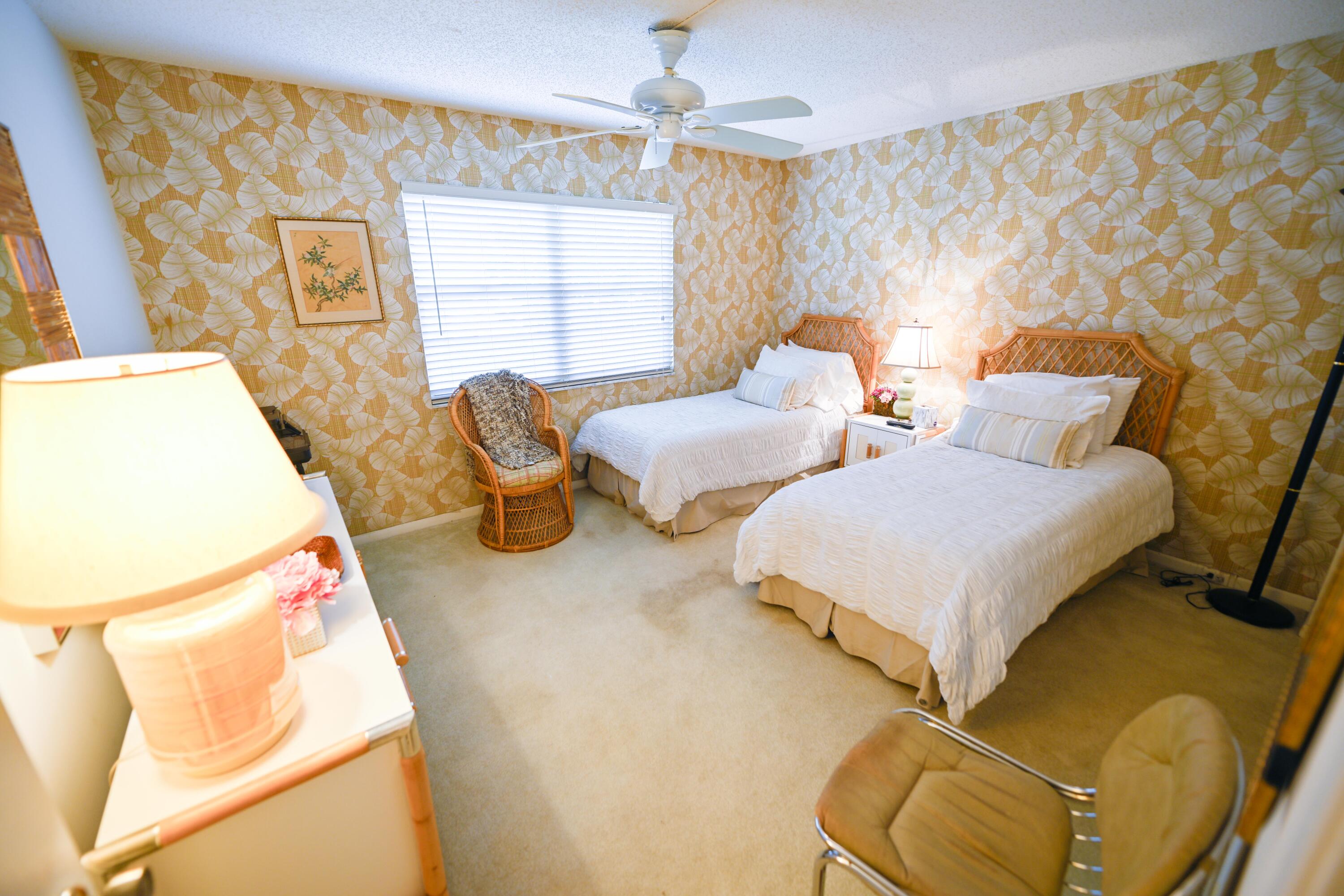 2901 Victoria Circle J1