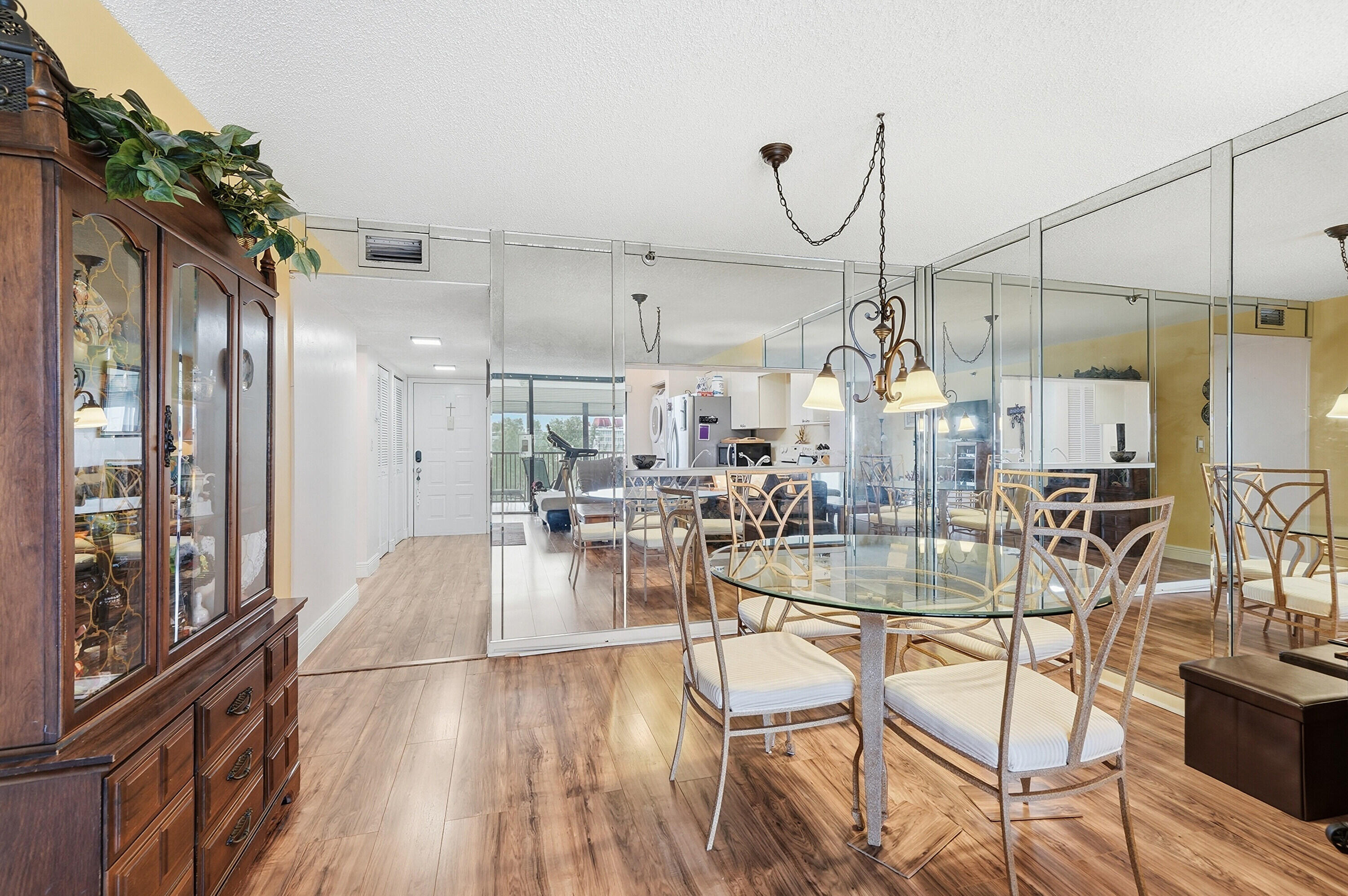 7050 NW 44th Street 705