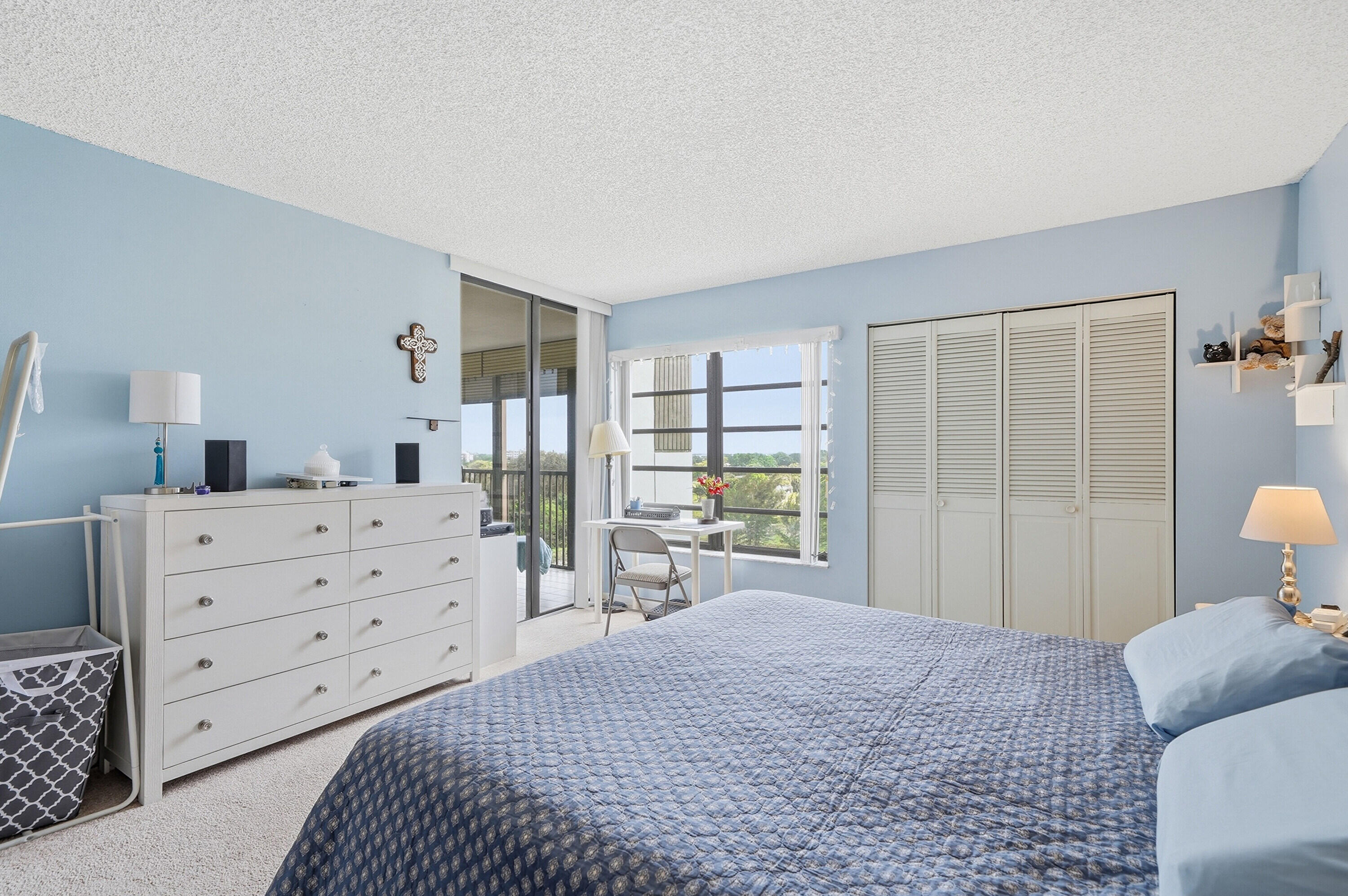 7050 NW 44th Street 705