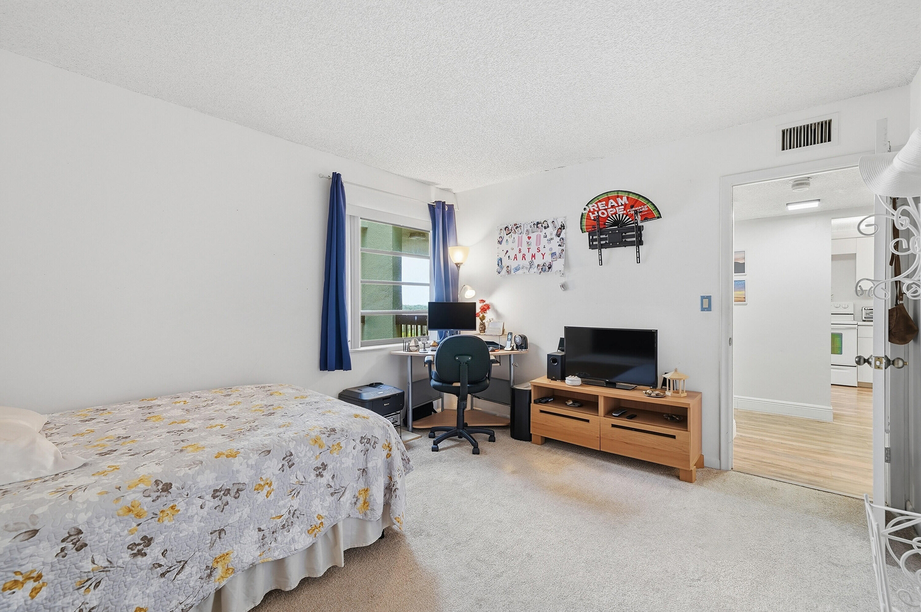 7050 NW 44th Street 705