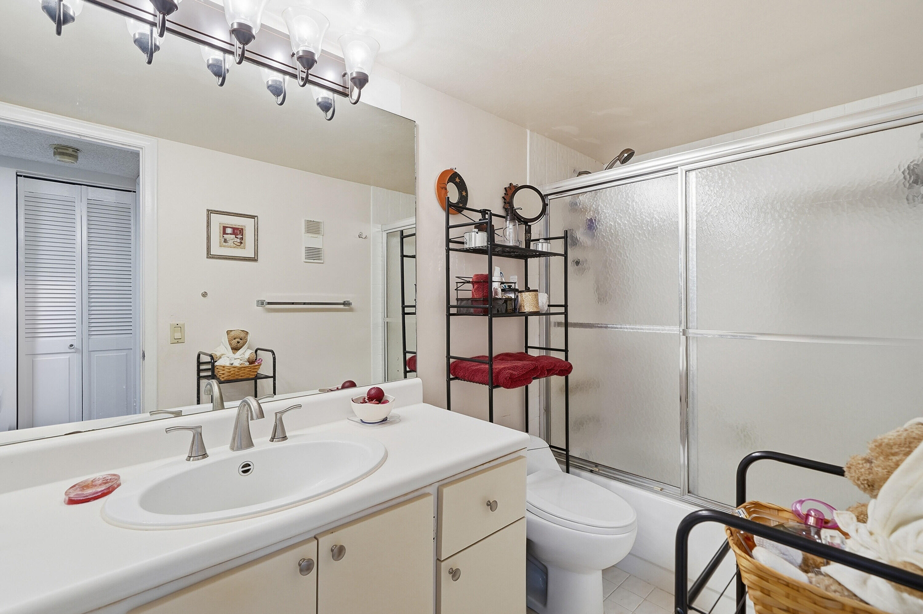 7050 NW 44th Street 705